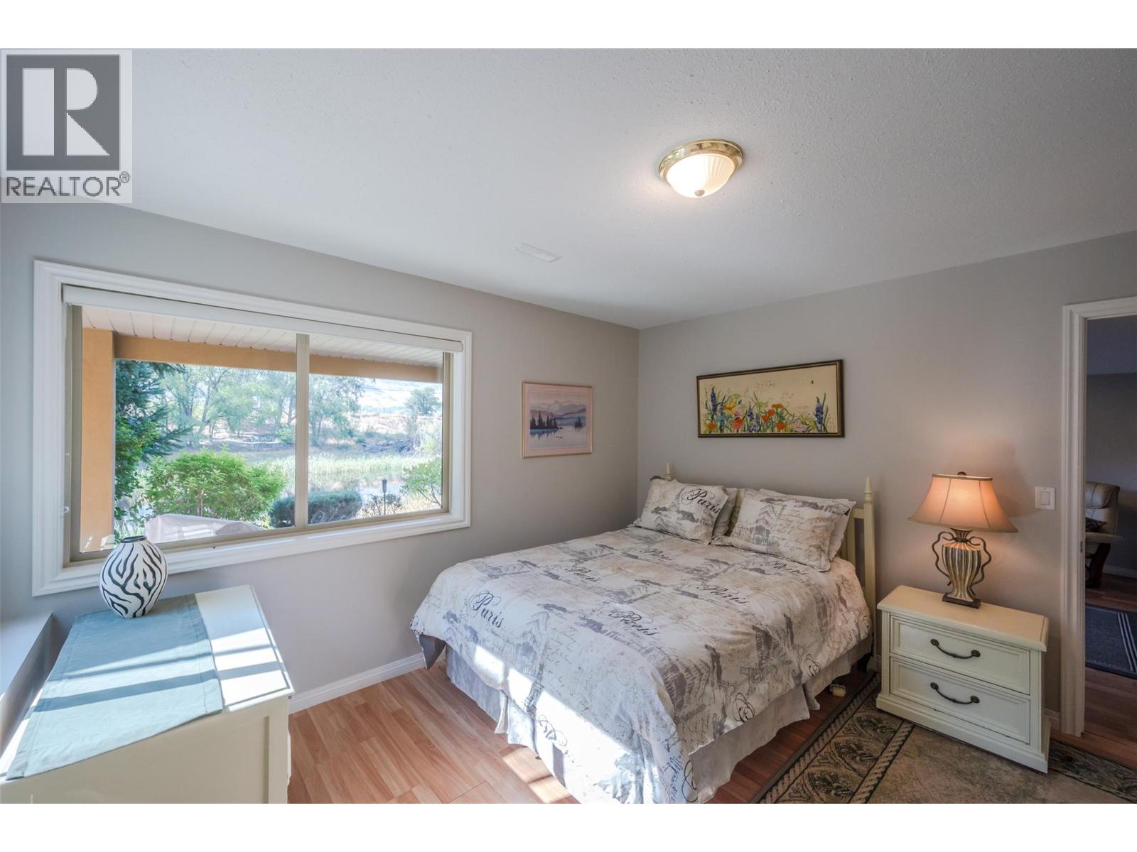 Picture for 3604 LOBELIA  Drive https://www.cirrealty.ca/reb/bc/9/10363869_56.jpg