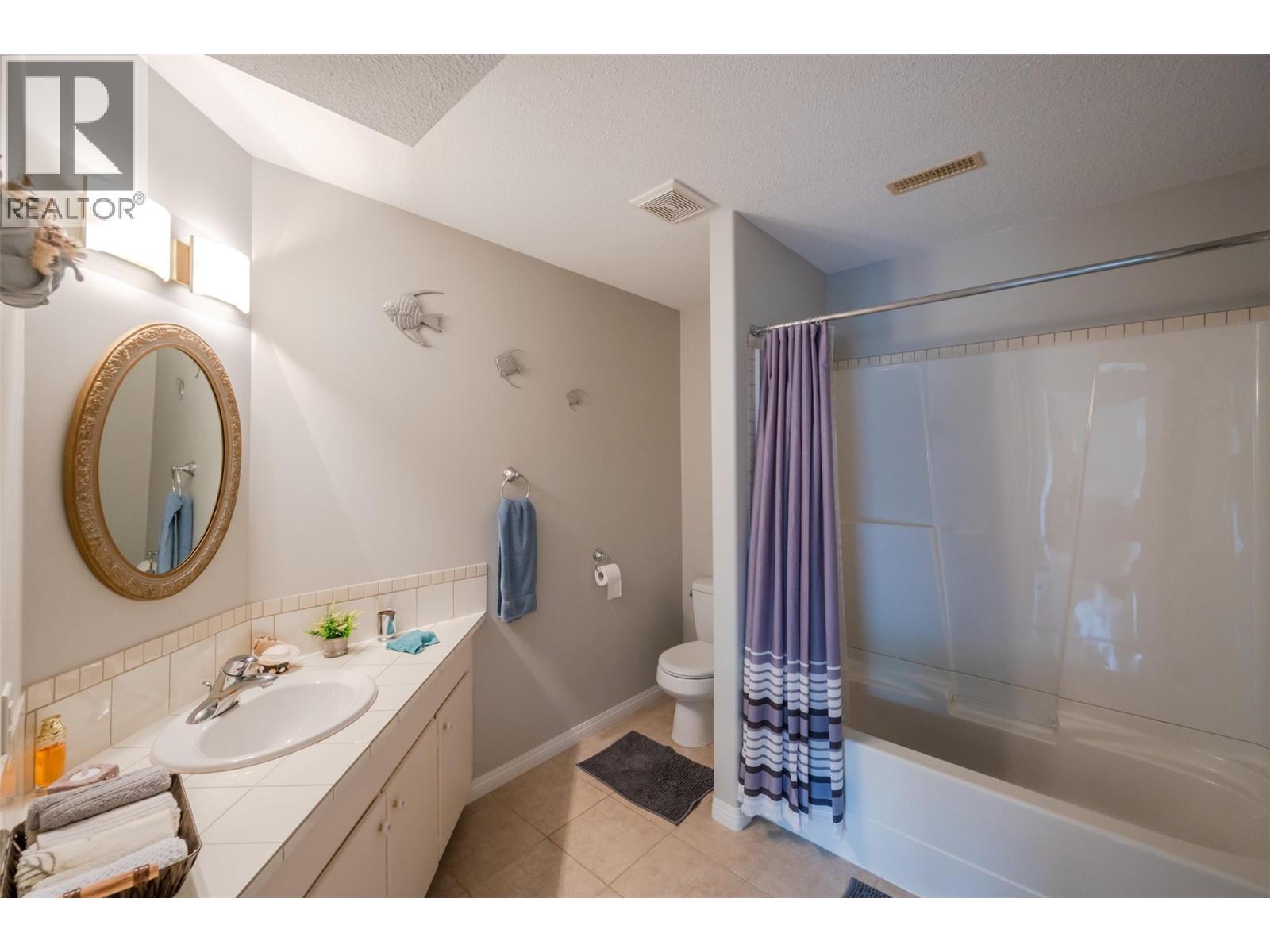 Picture for 3604 LOBELIA  Drive https://www.cirrealty.ca/reb/bc/9/10363869_67.jpg