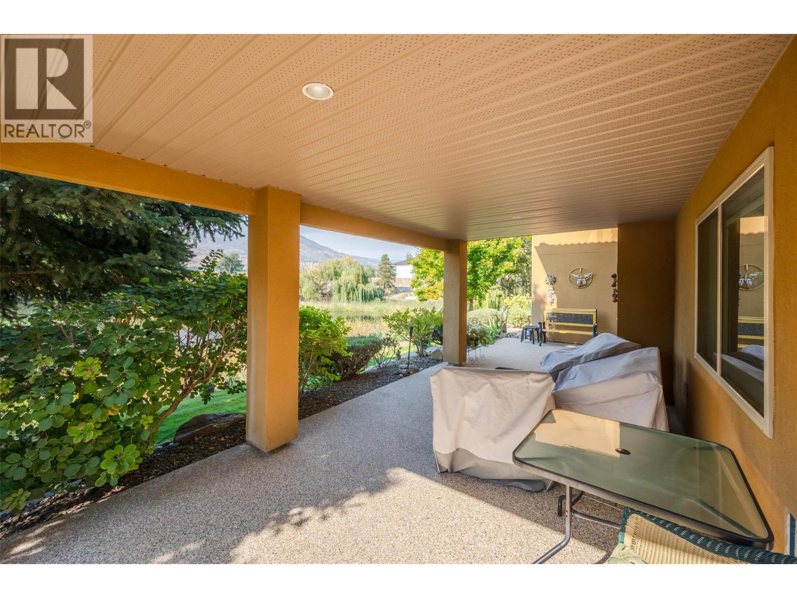 Picture for 3604 LOBELIA  Drive https://www.cirrealty.ca/reb/bc/9/10363869_80.jpg