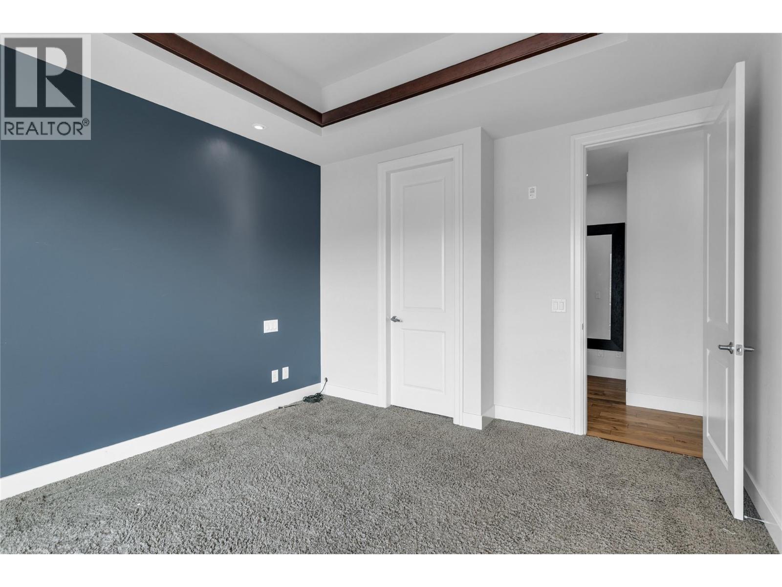 Picture for Unit #407, 580 Sarsons  Road https://www.cirrealty.ca/reb/bc/9/10363889_28.jpg