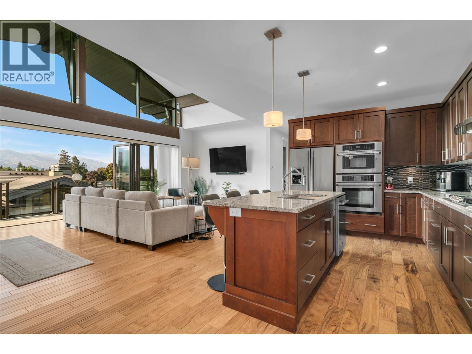 Picture for Unit #407, 580 Sarsons  Road https://www.cirrealty.ca/reb/bc/9/10363889_9.jpg