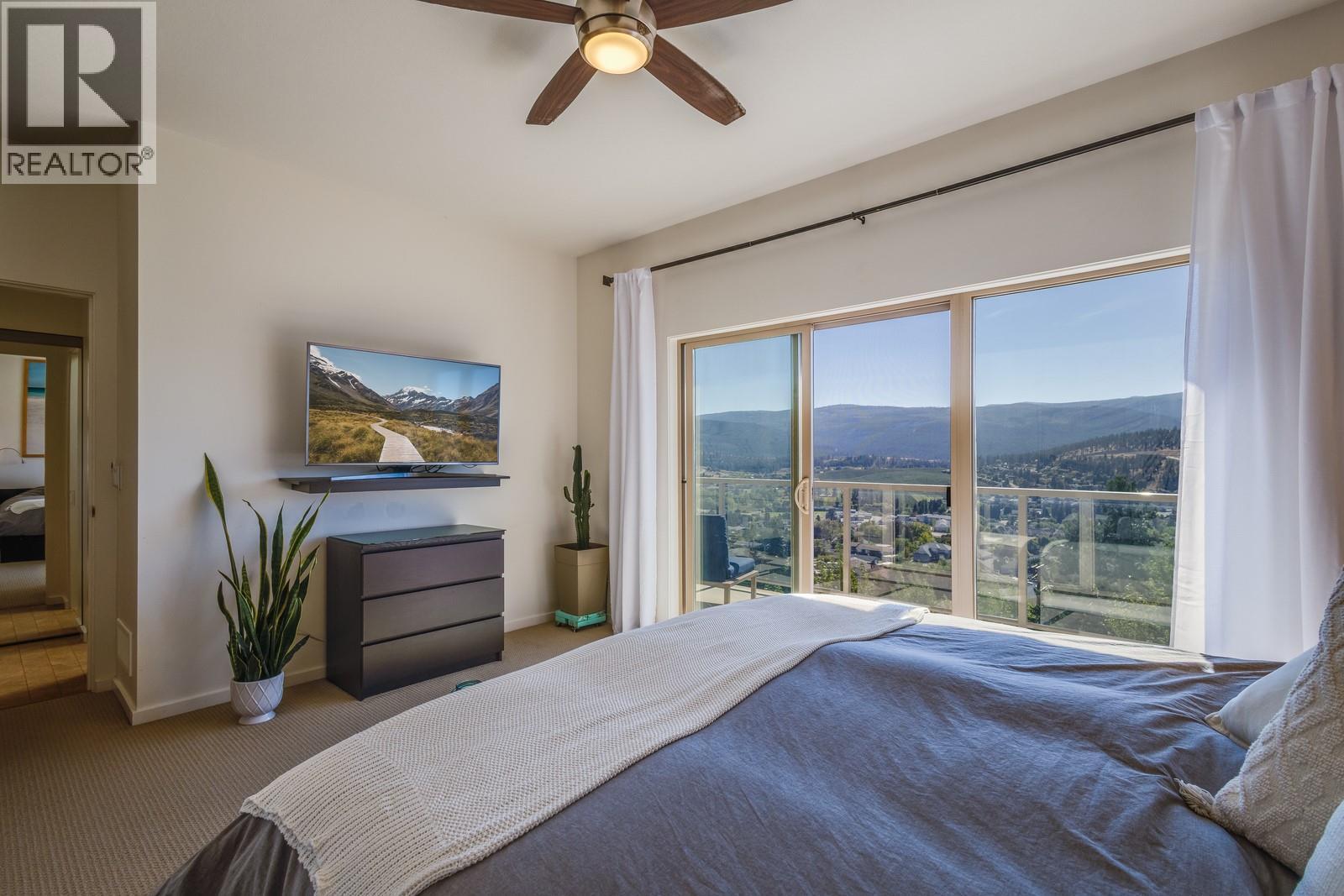 Picture for 1040 Henderson  Drive https://www.cirrealty.ca/reb/bc/9/10364009_26.jpg
