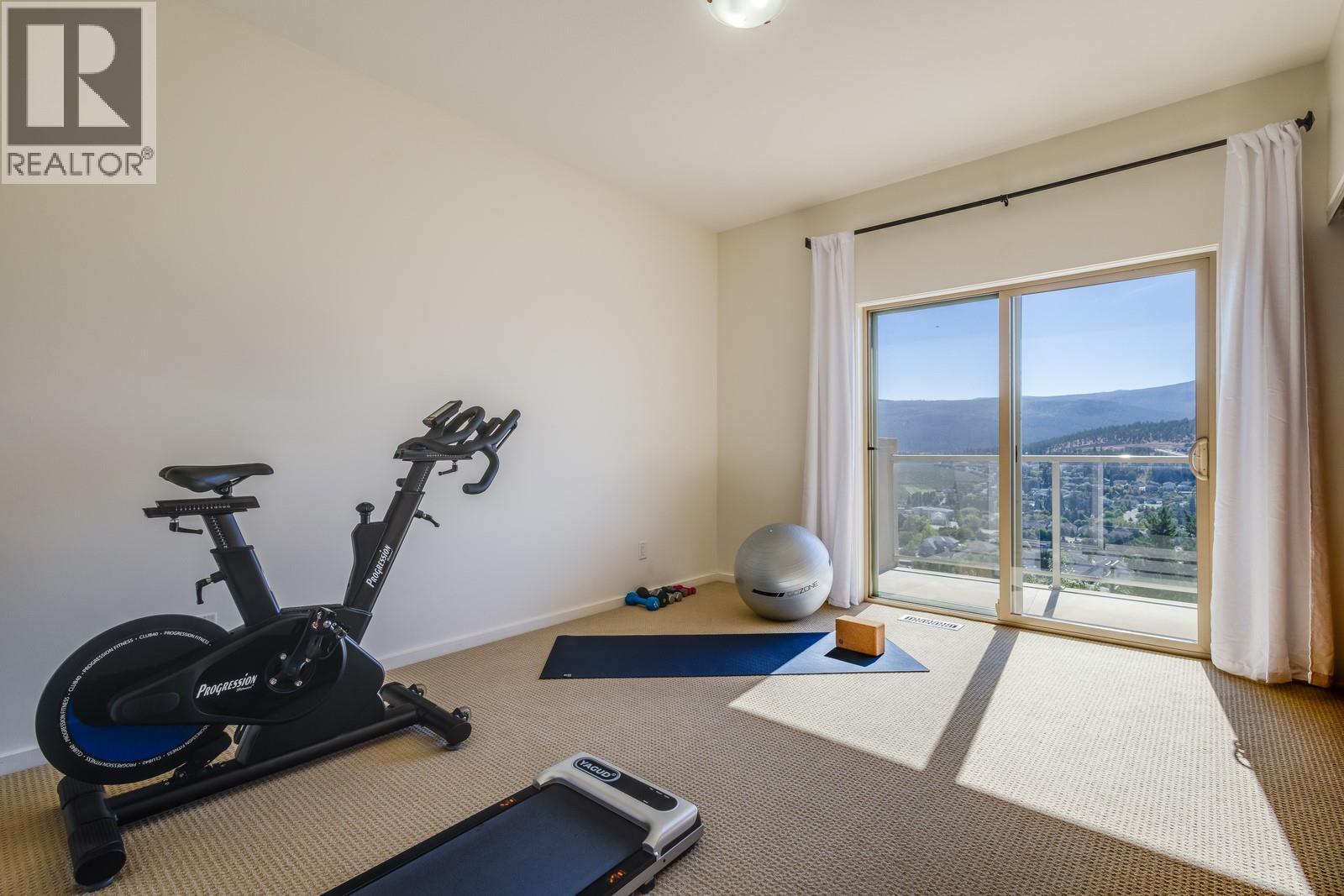 Picture for 1040 Henderson  Drive https://www.cirrealty.ca/reb/bc/9/10364009_38.jpg