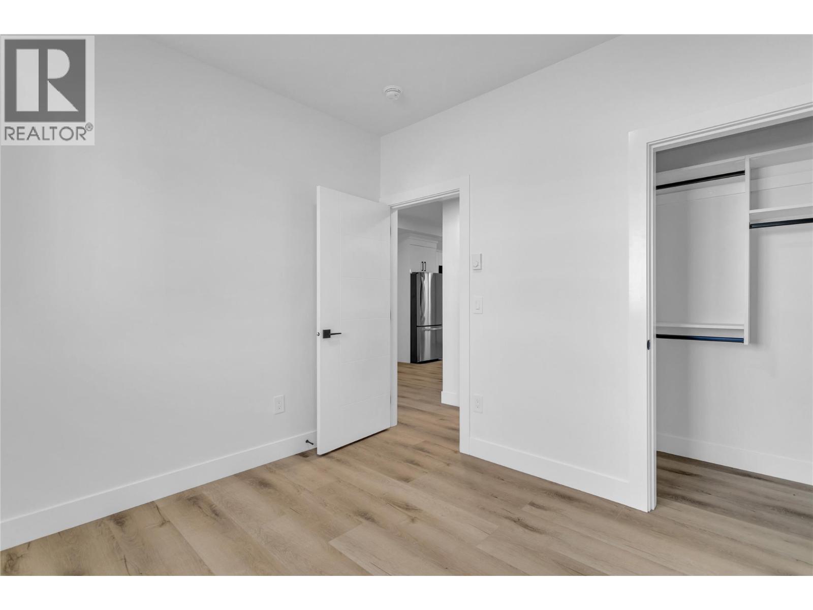 Picture for 1176 Hume  Avenue https://www.cirrealty.ca/reb/bc/9/10364109_51.jpg