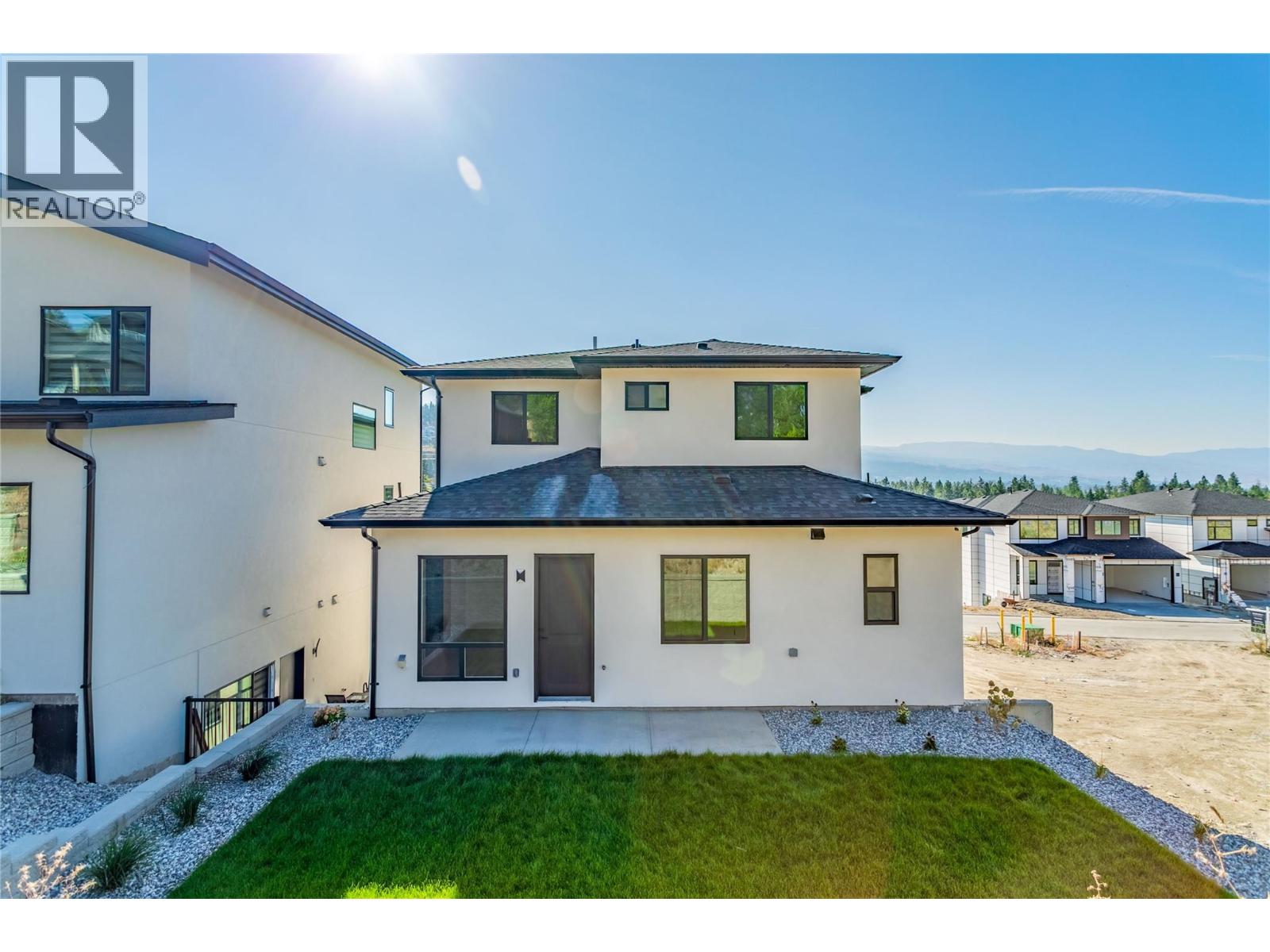 Picture for 1176 Hume  Avenue https://www.cirrealty.ca/reb/bc/9/10364109_57.jpg