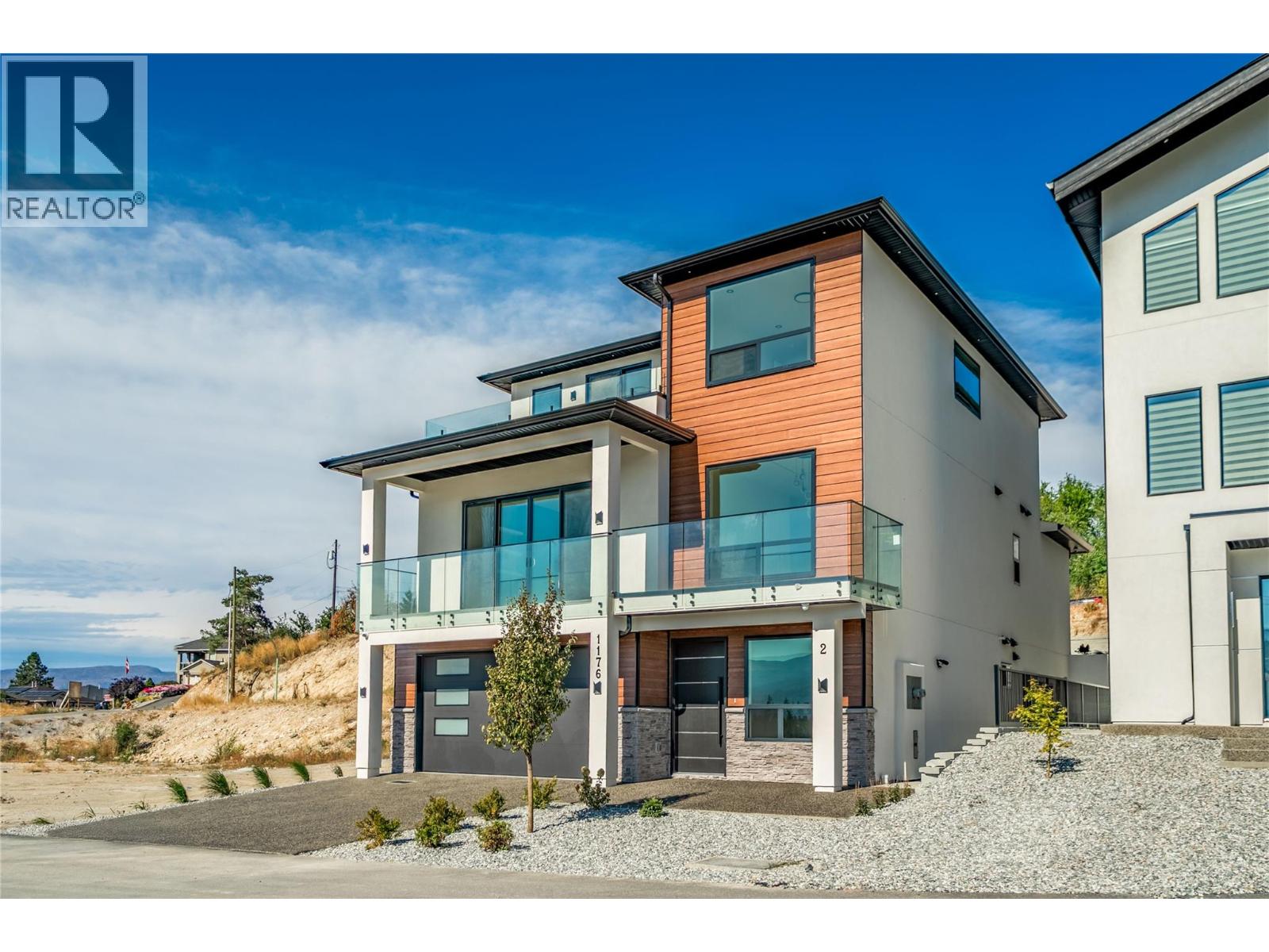Picture for 1176 Hume  Avenue https://www.cirrealty.ca/reb/bc/9/10364109_59.jpg