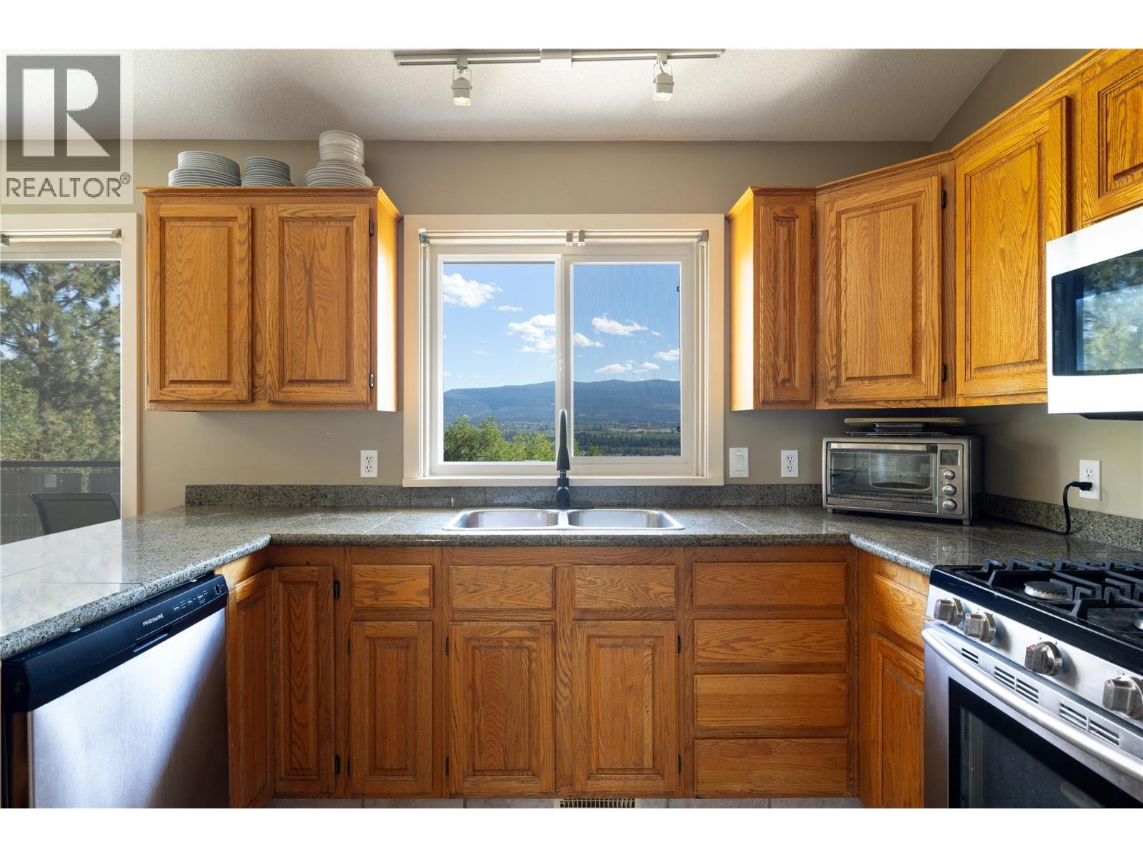 Picture for 2391 Nahanni  Court