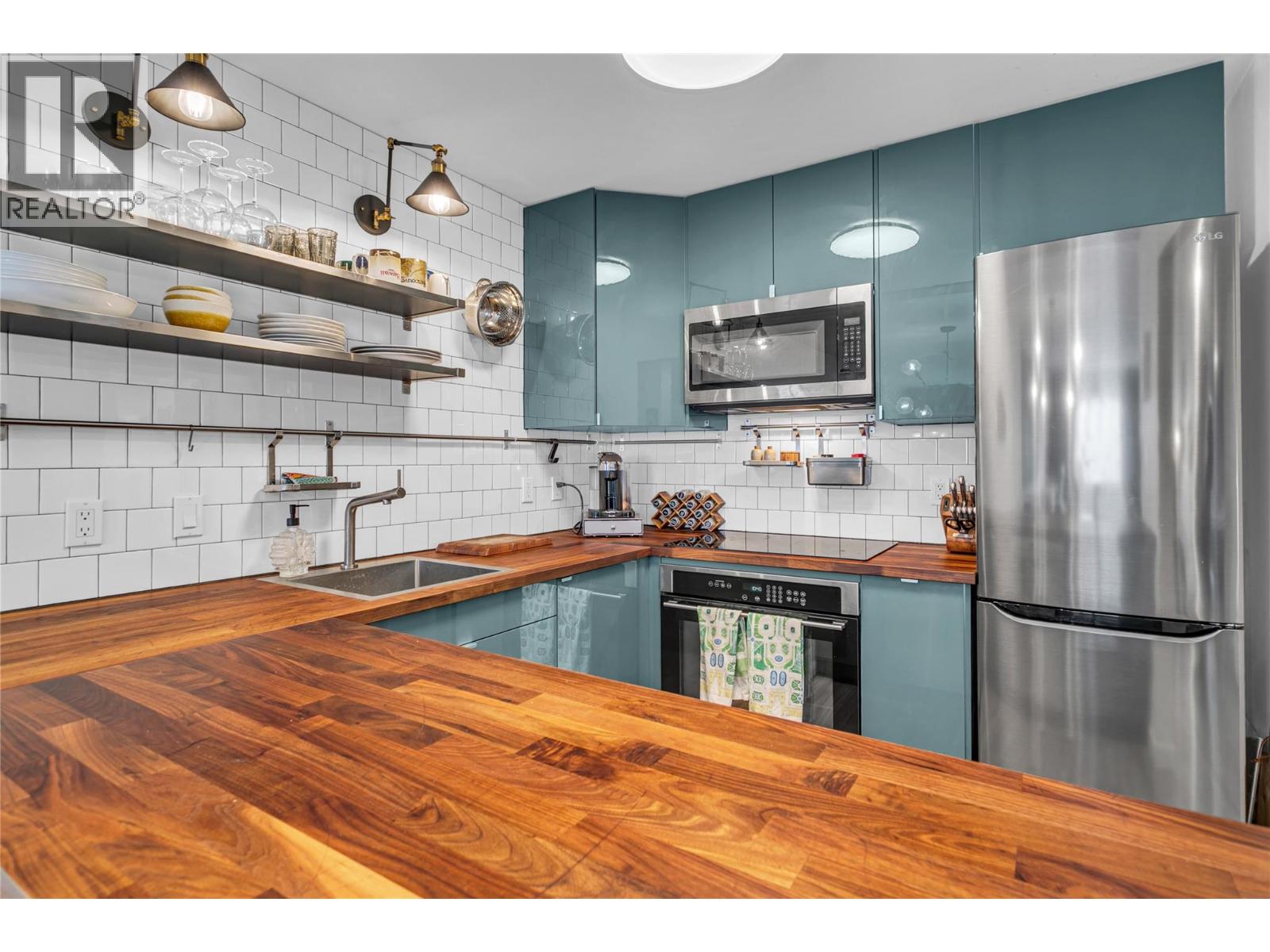 Picture for Unit #110, 1075 Bernard  Avenue https://www.cirrealty.ca/reb/bc/9/10364329_12.jpg