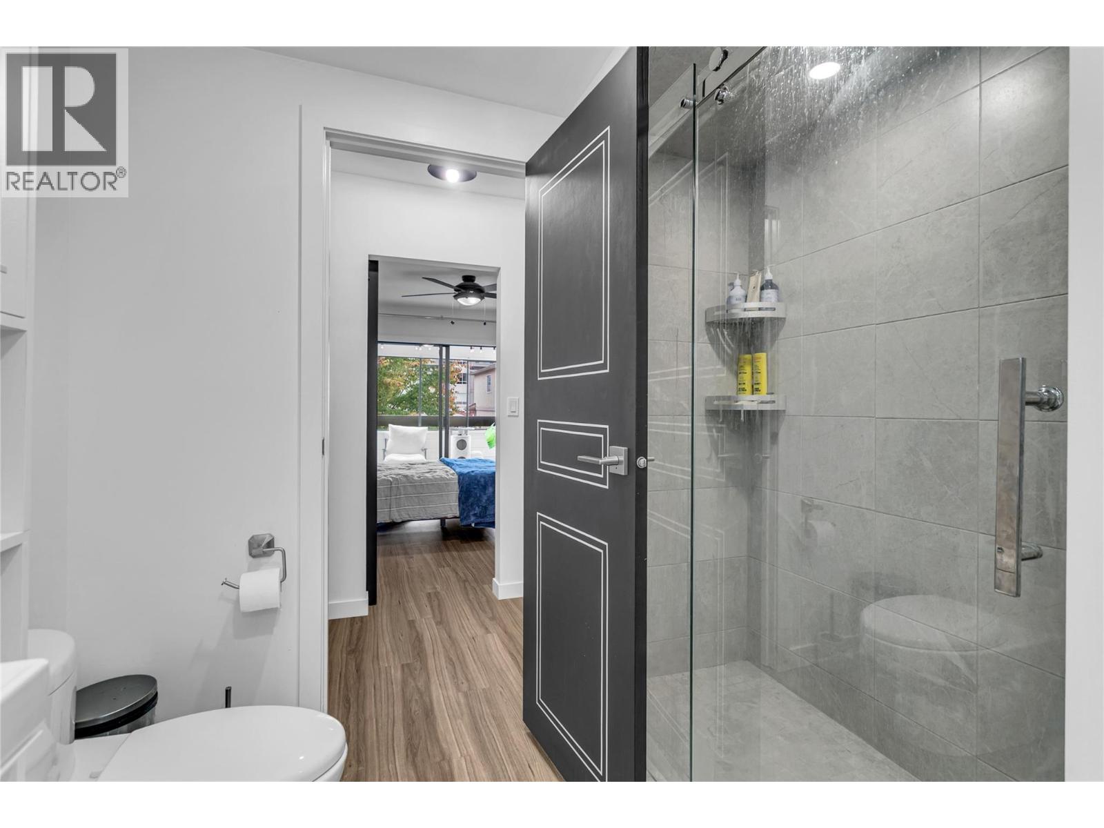 Picture for Unit #110, 1075 Bernard  Avenue https://www.cirrealty.ca/reb/bc/9/10364329_18.jpg