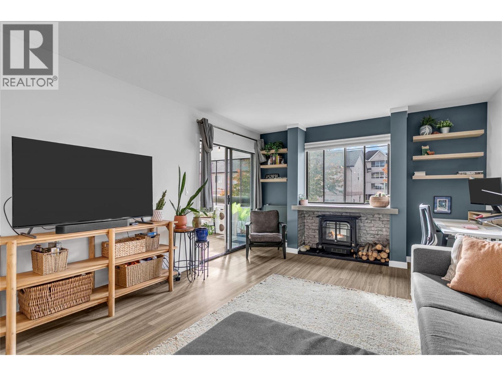 Picture for Unit #110, 1075 Bernard  Avenue https://www.cirrealty.ca/reb/bc/9/10364329_7.jpg