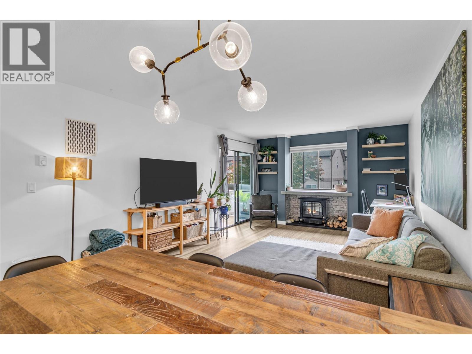 Picture for Unit #110, 1075 Bernard  Avenue https://www.cirrealty.ca/reb/bc/9/10364329_9.jpg