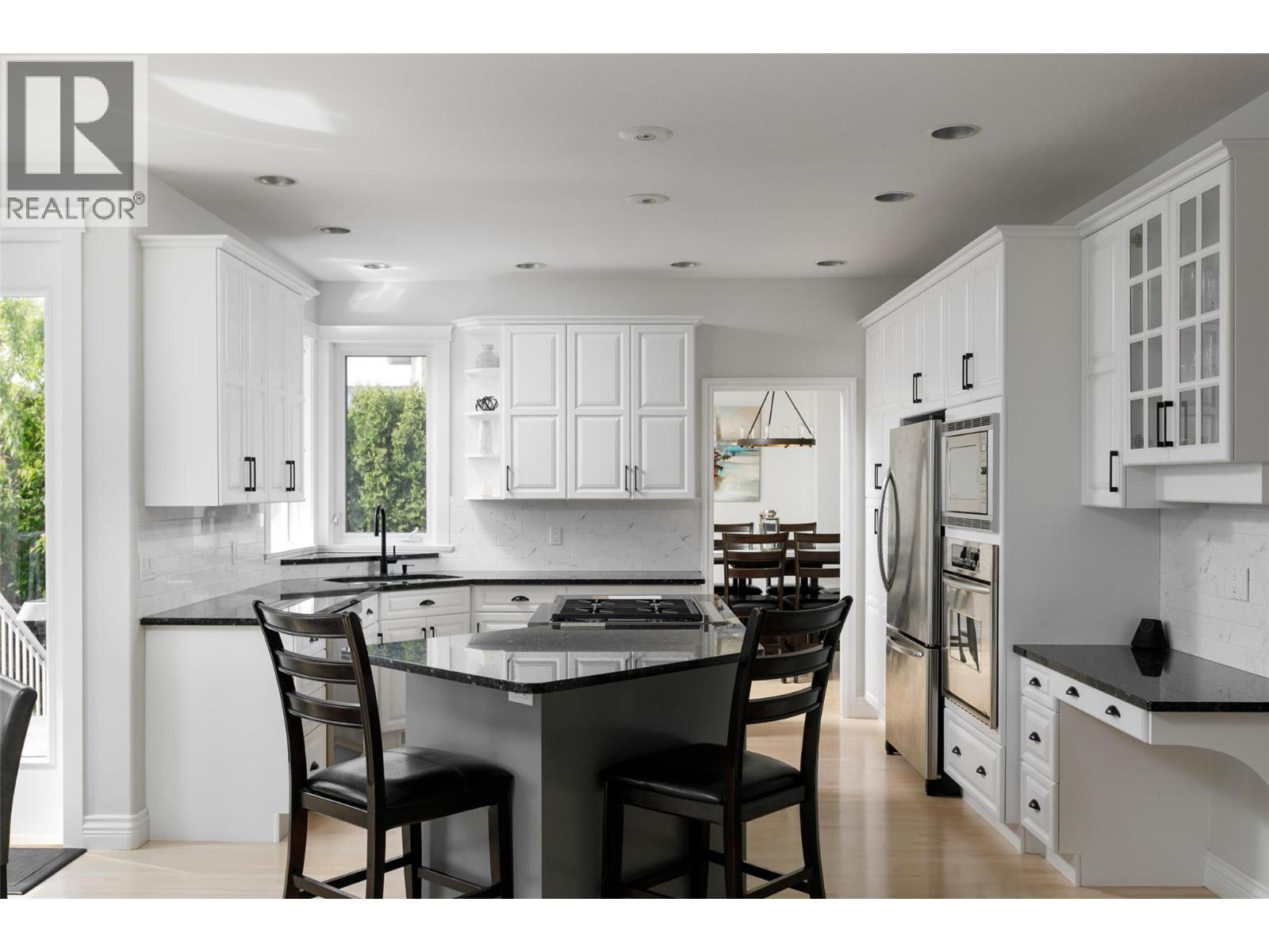 Picture for 2177 Breckenridge  Court https://www.cirrealty.ca/reb/bc/9/10364369_14.jpg