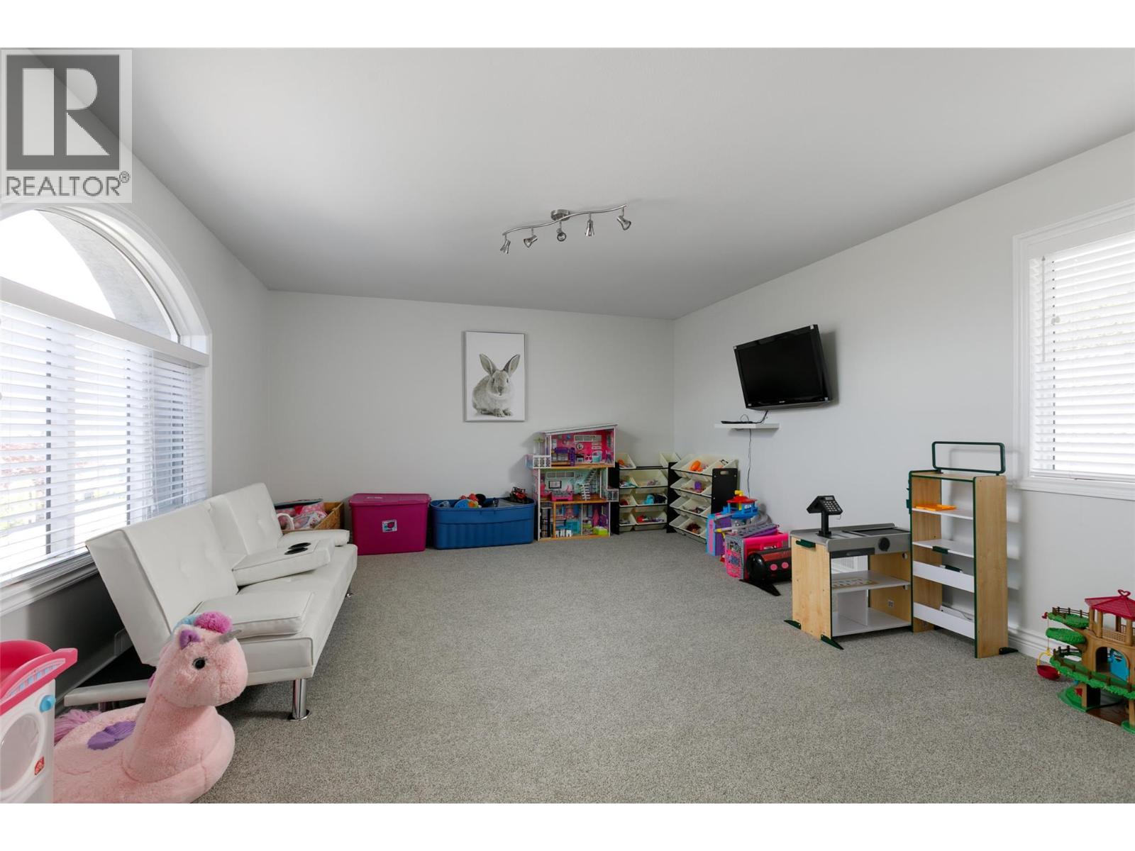 Picture for 2177 Breckenridge  Court https://www.cirrealty.ca/reb/bc/9/10364369_25.jpg