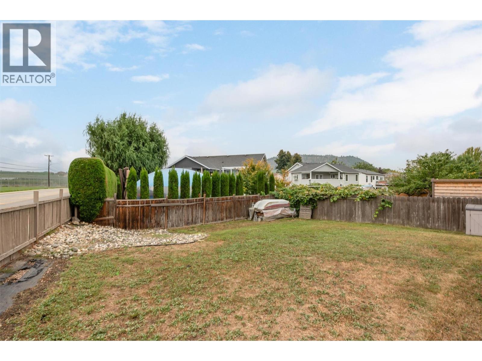 Picture for 213 Drysdale  Boulevard https://www.cirrealty.ca/reb/bc/9/10364539_36.jpg