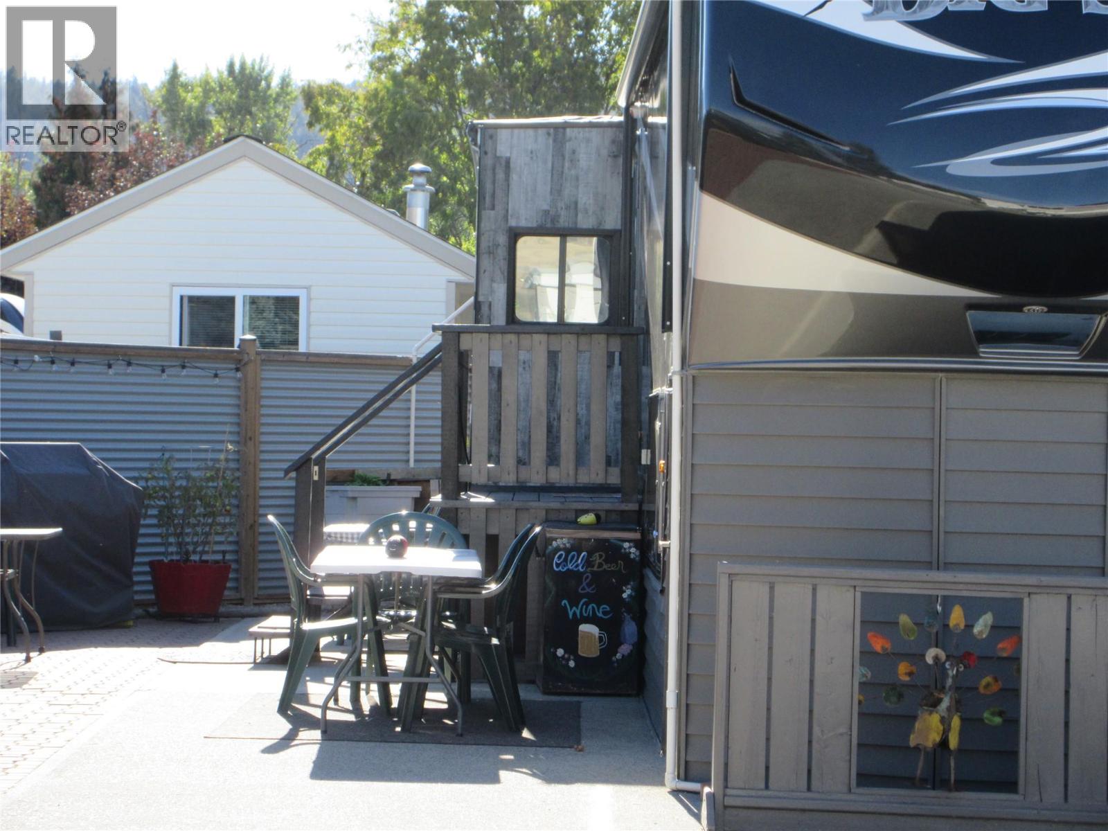 Picture for Unit #151, 415 Commonwealth  Road