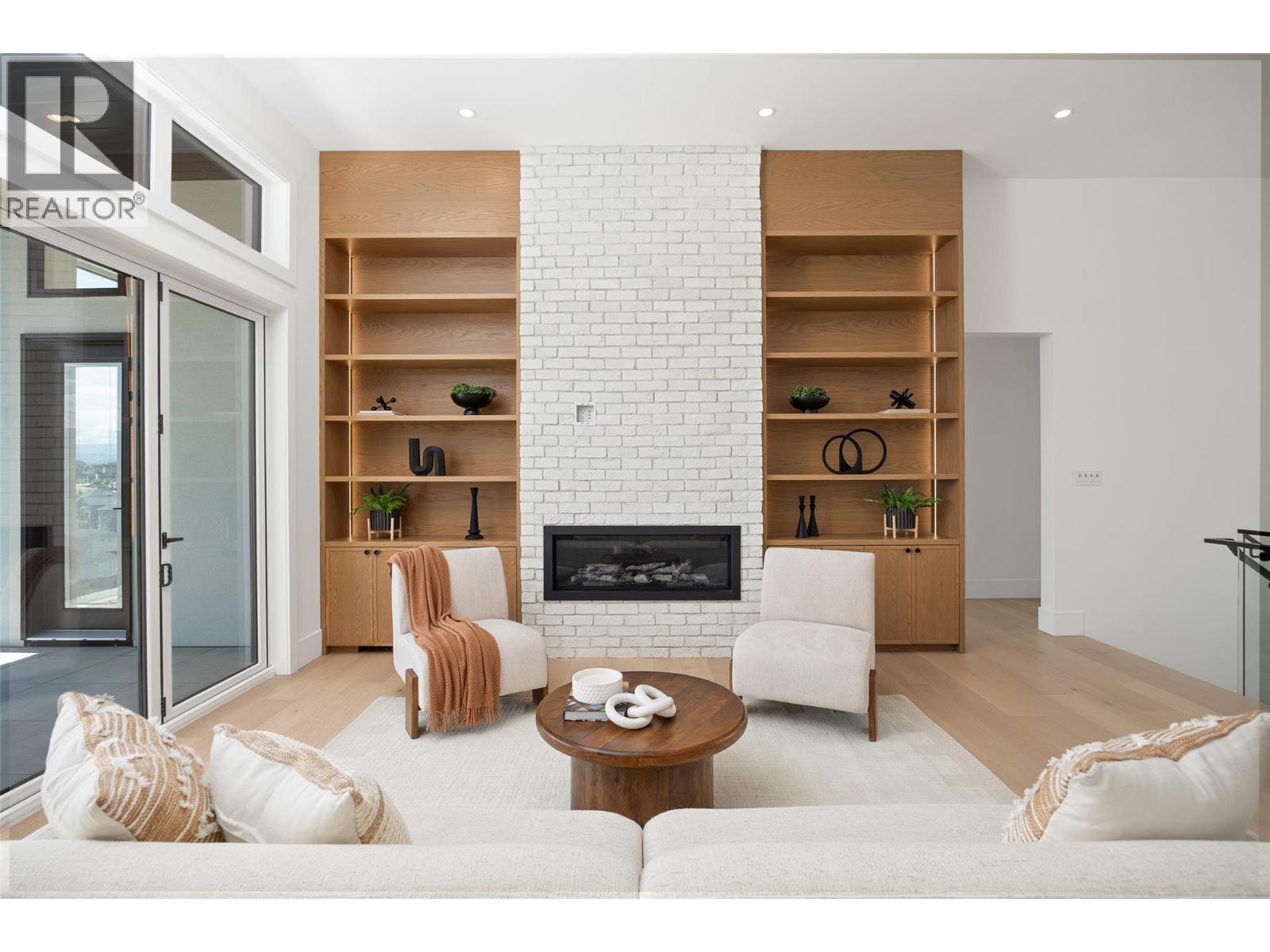 Picture for 1435 Vineyard  Drive https://www.cirrealty.ca/reb/bc/9/10364919_22.jpg