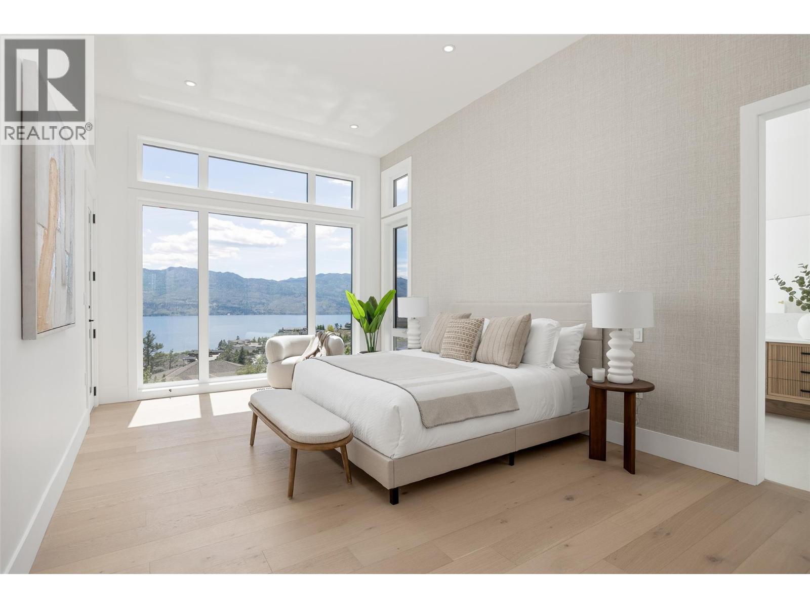 Picture for 1435 Vineyard  Drive https://www.cirrealty.ca/reb/bc/9/10364919_36.jpg