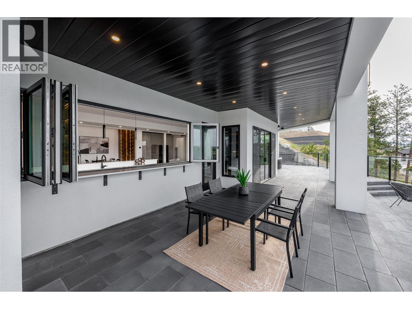 Picture for 1435 Vineyard  Drive https://www.cirrealty.ca/reb/bc/9/10364919_67.jpg