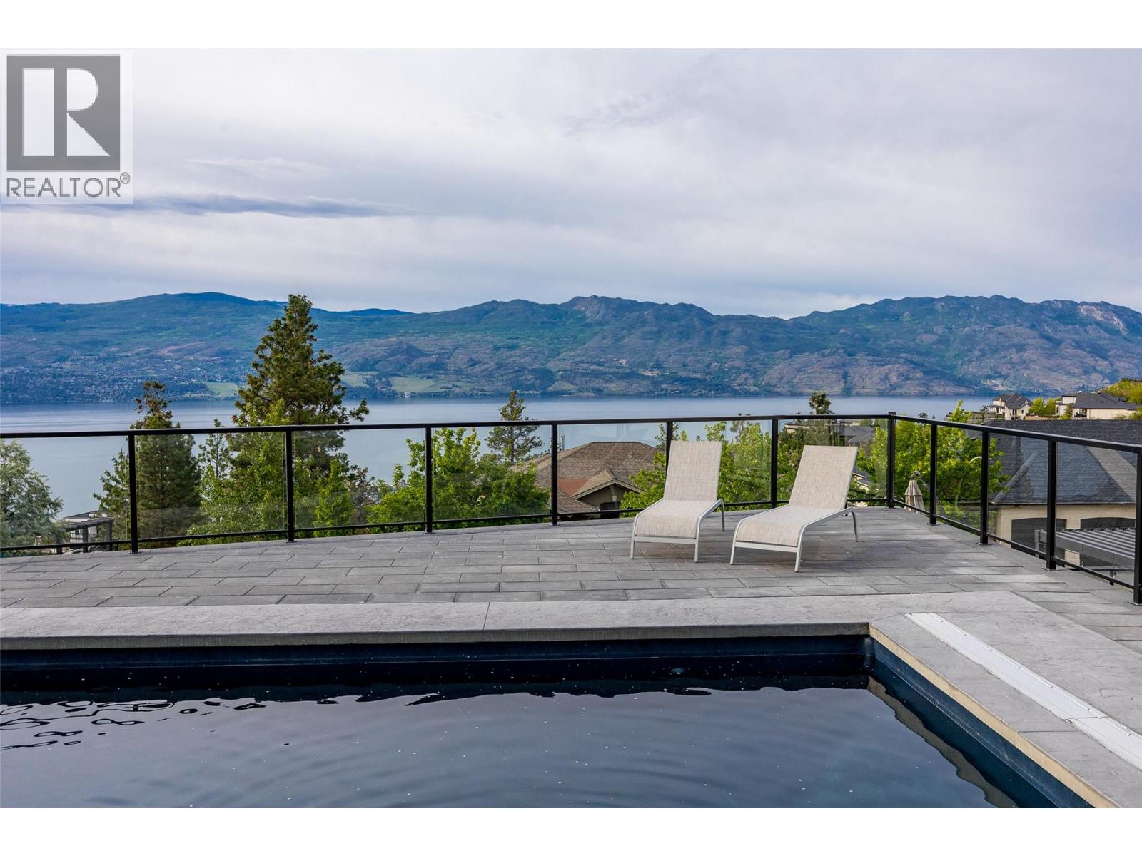 Picture for 1435 Vineyard  Drive https://www.cirrealty.ca/reb/bc/9/10364919_69.jpg