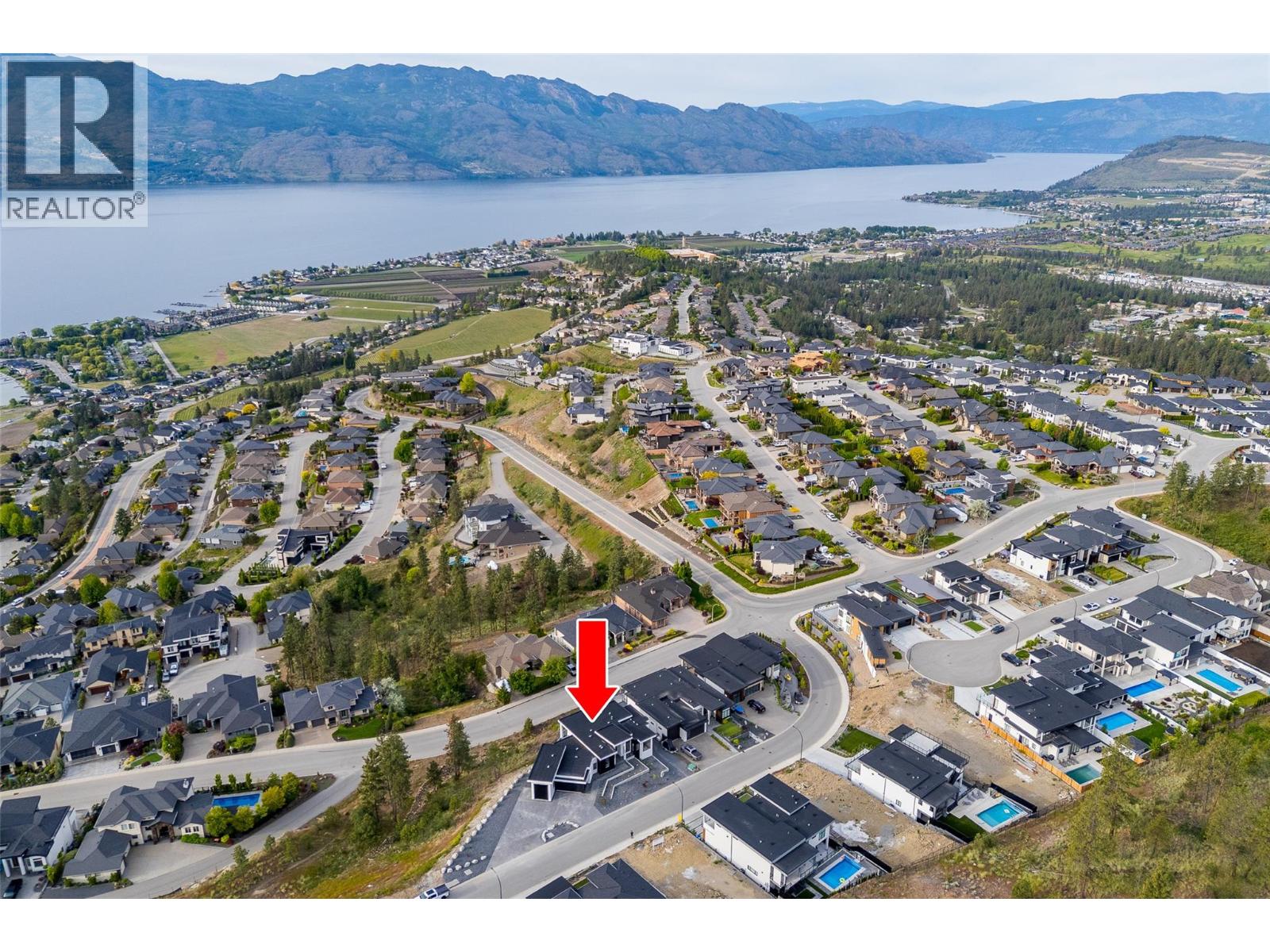 Picture for 1435 Vineyard  Drive https://www.cirrealty.ca/reb/bc/9/10364919_8.jpg