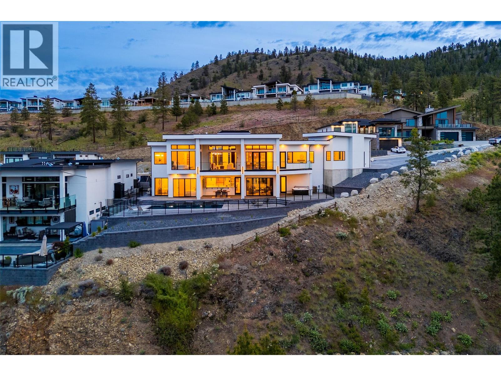 Picture for 1435 Vineyard  Drive https://www.cirrealty.ca/reb/bc/9/10364919_84.jpg