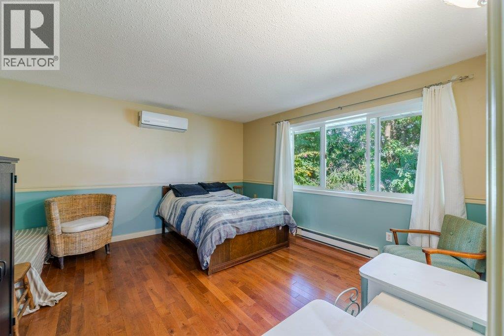 Picture for Unit #10, 1950 Burtch  Road https://www.cirrealty.ca/reb/bc/9/10365239_32.jpg