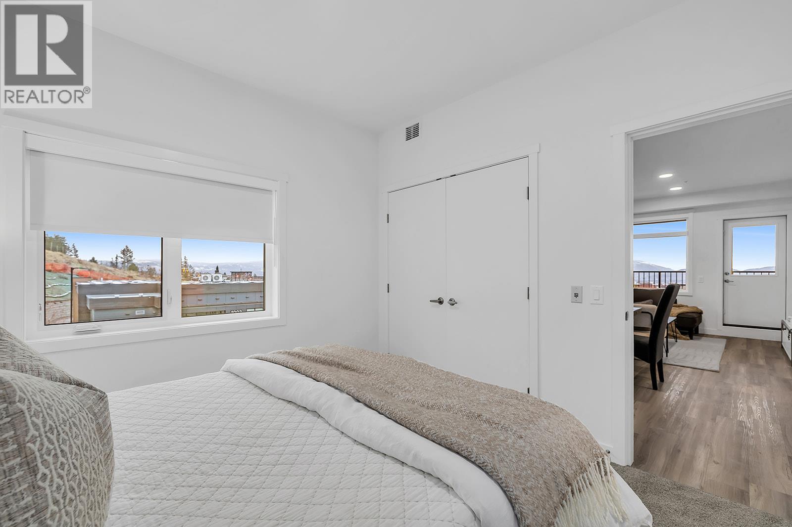 Picture for Unit #401, 1111 Frost  Road https://www.cirrealty.ca/reb/bc/9/10365649_16.jpg
