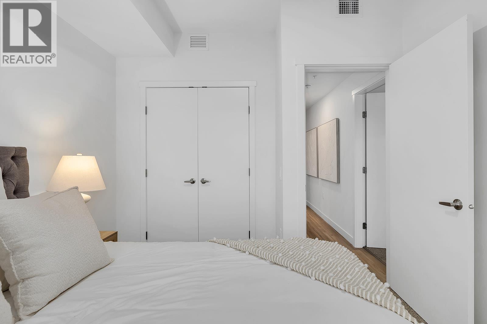 Picture for Unit #401, 1111 Frost  Road https://www.cirrealty.ca/reb/bc/9/10365649_19.jpg