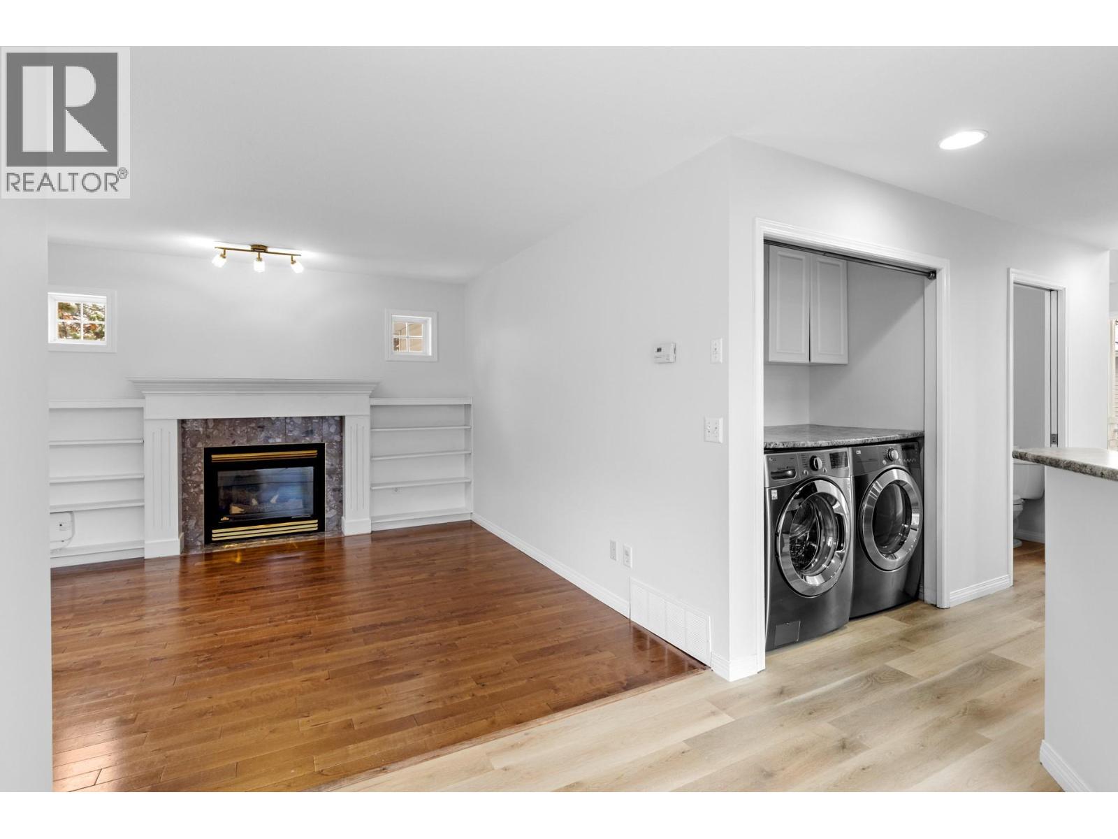 Picture for Unit #383, 665 Cook  Road https://www.cirrealty.ca/reb/bc/9/10365669_13.jpg