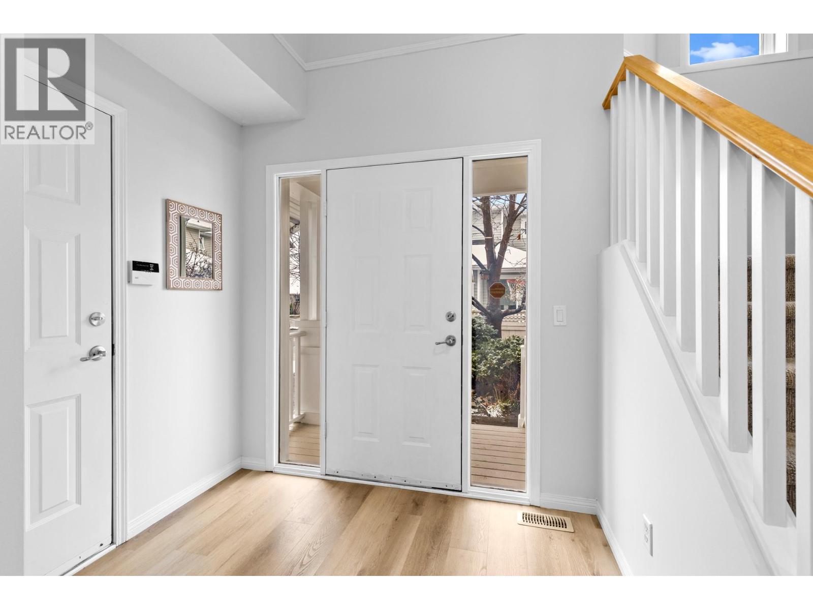 Picture for Unit #383, 665 Cook  Road https://www.cirrealty.ca/reb/bc/9/10365669_7.jpg