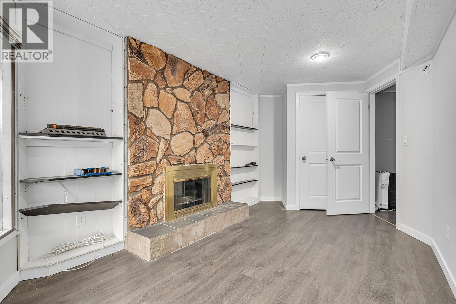 Picture for 154 Applebrooke  Crescent https://www.cirrealty.ca/reb/bc/9/10365739_14.jpg