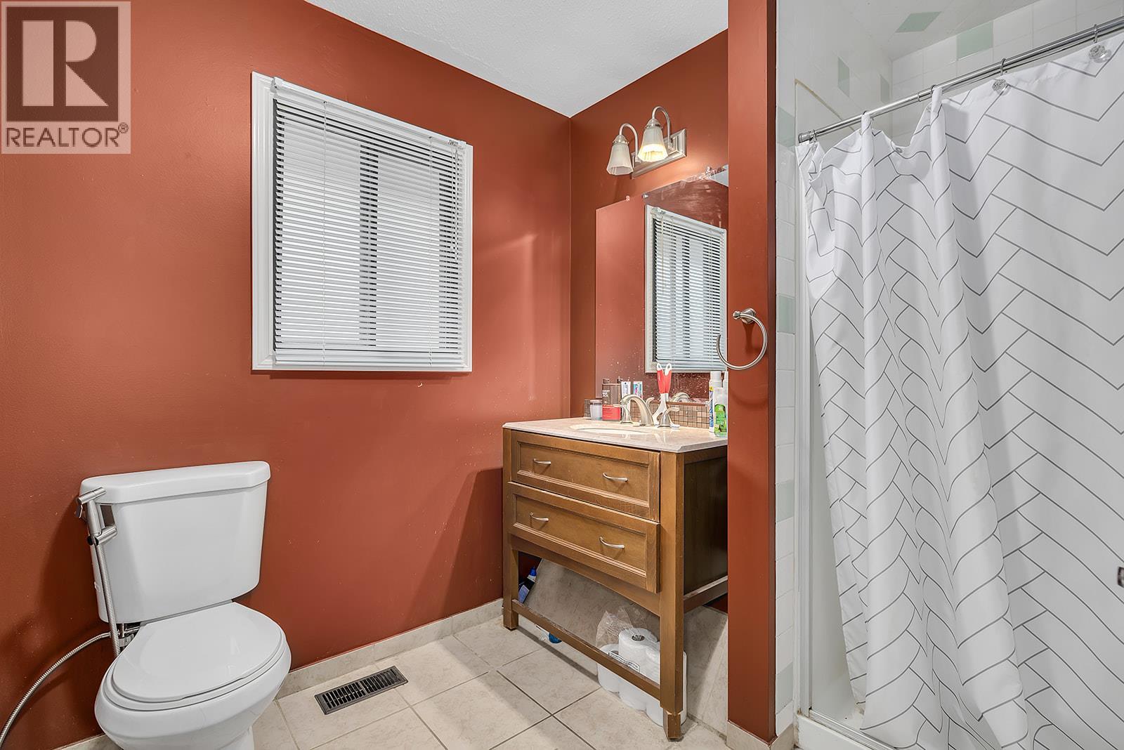 Picture for 154 Applebrooke  Crescent https://www.cirrealty.ca/reb/bc/9/10365739_20.jpg