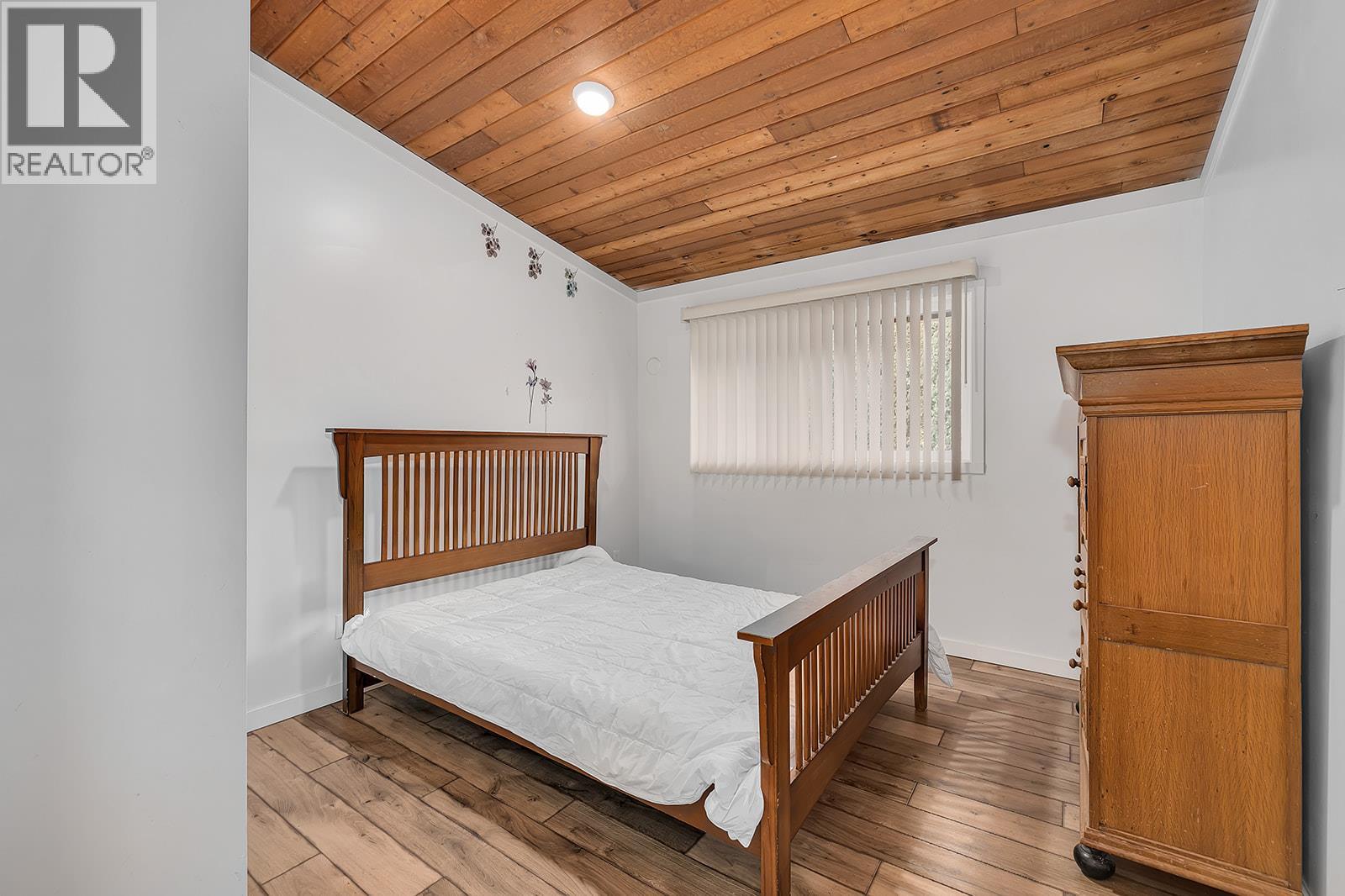 Picture for 154 Applebrooke  Crescent https://www.cirrealty.ca/reb/bc/9/10365739_26.jpg