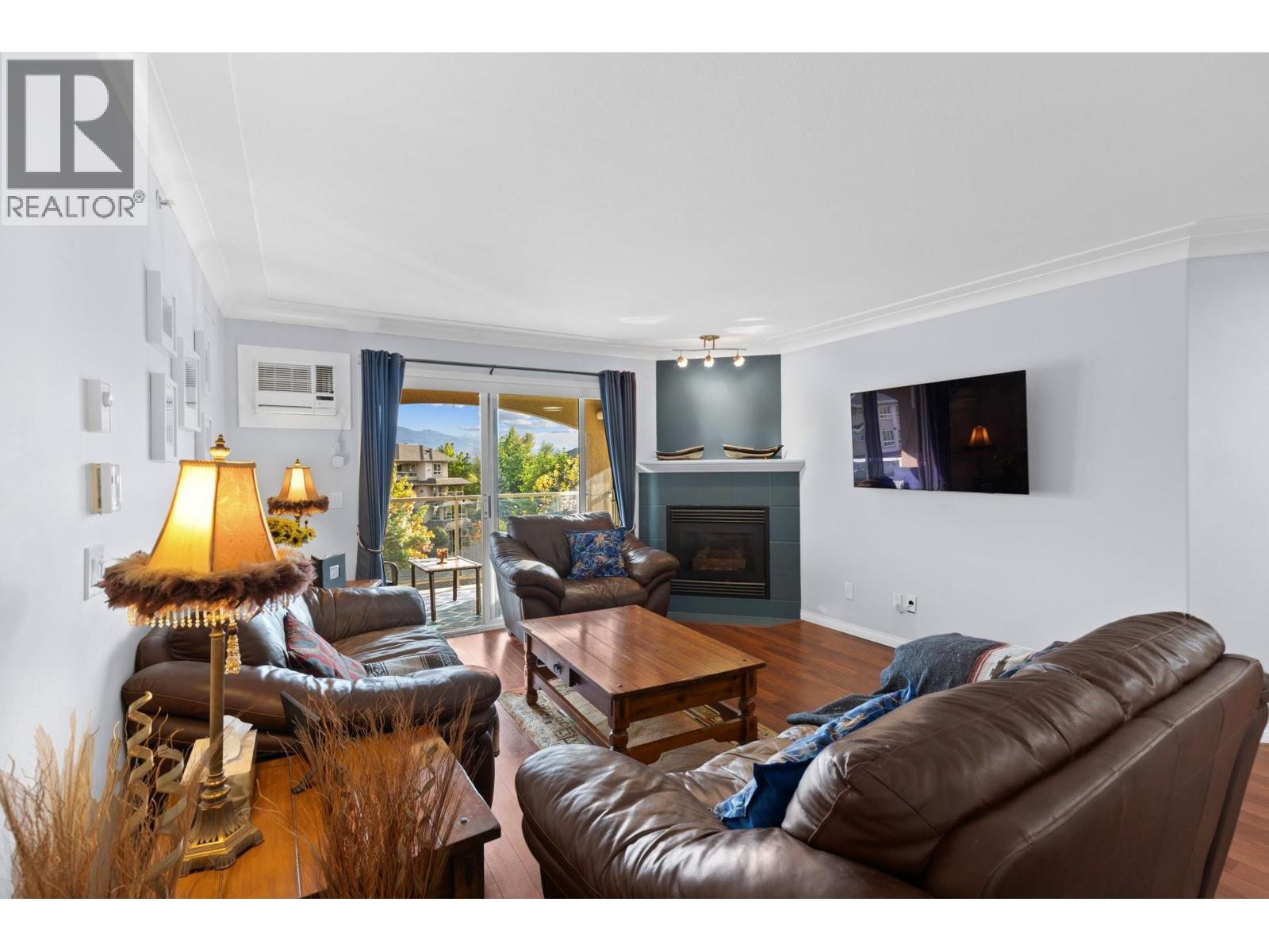 Picture for Unit #403, 1964 Enterprise  Way