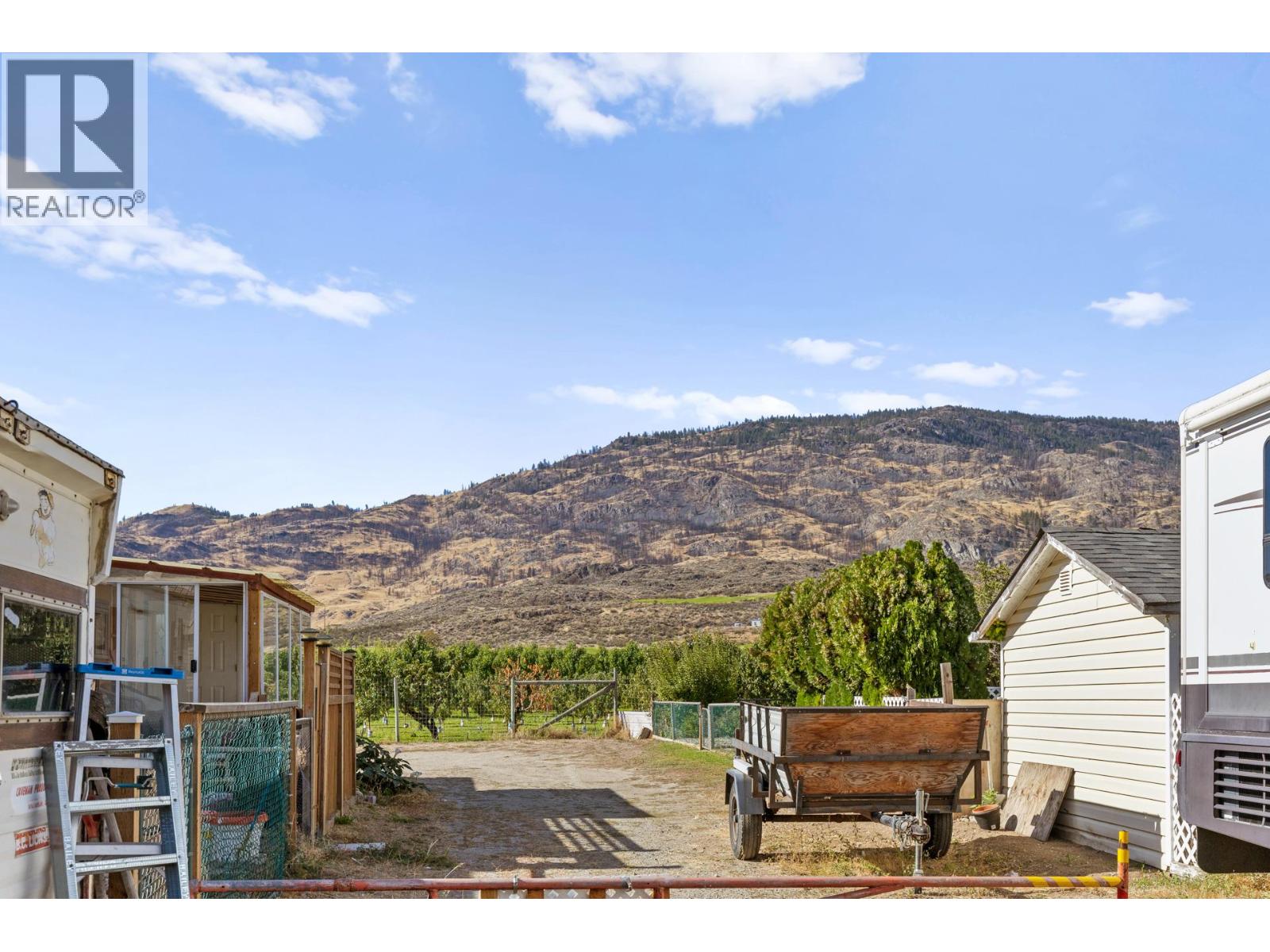 Picture for 7612 97th  Street https://www.cirrealty.ca/reb/bc/9/10365929_25.jpg