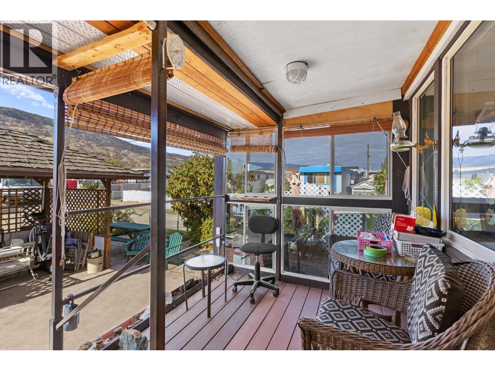 Picture for 7612 97th  Street https://www.cirrealty.ca/reb/bc/9/10365929_45.jpg