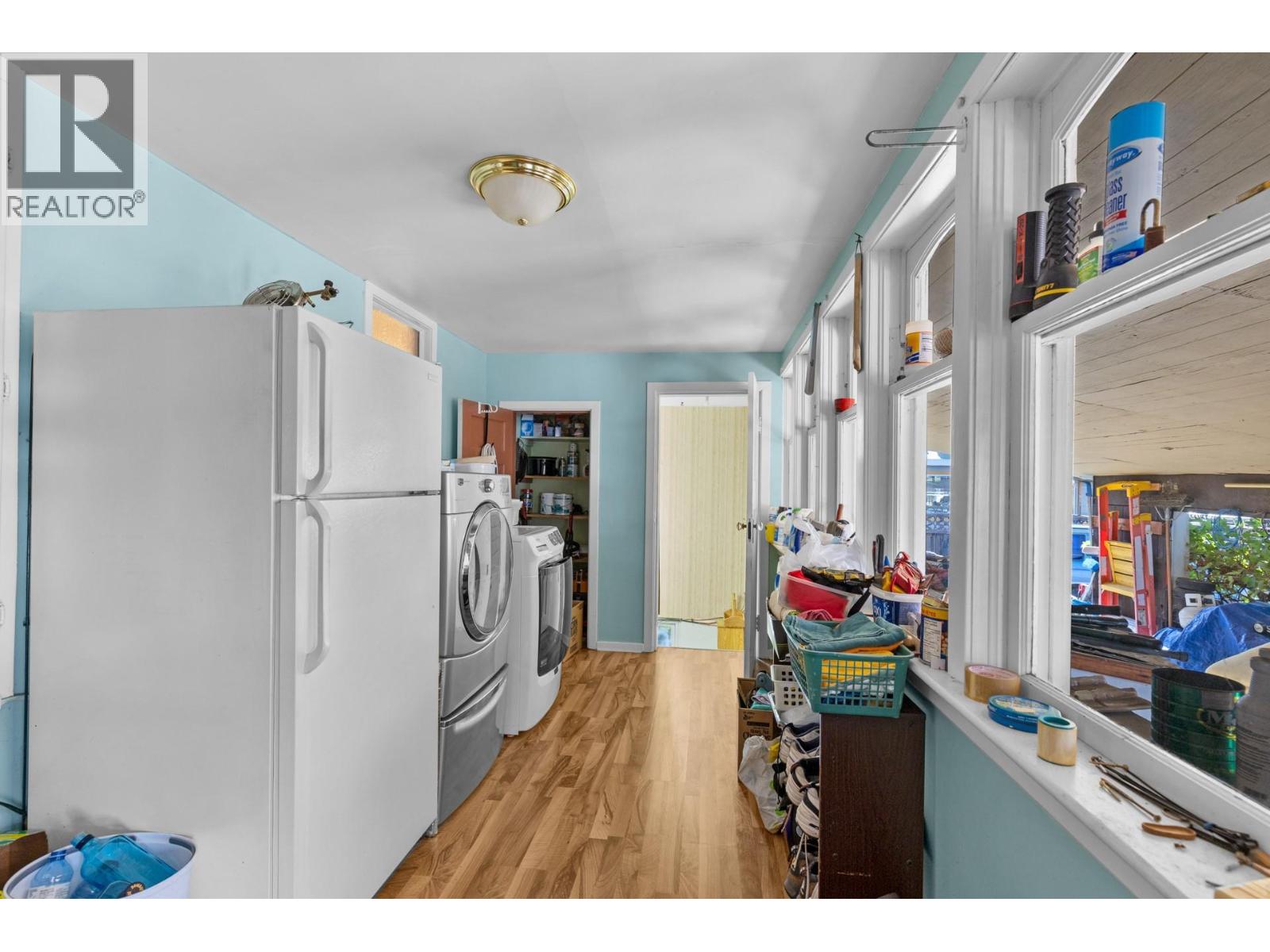 Picture for 7612 97th  Street https://www.cirrealty.ca/reb/bc/9/10365929_46.jpg