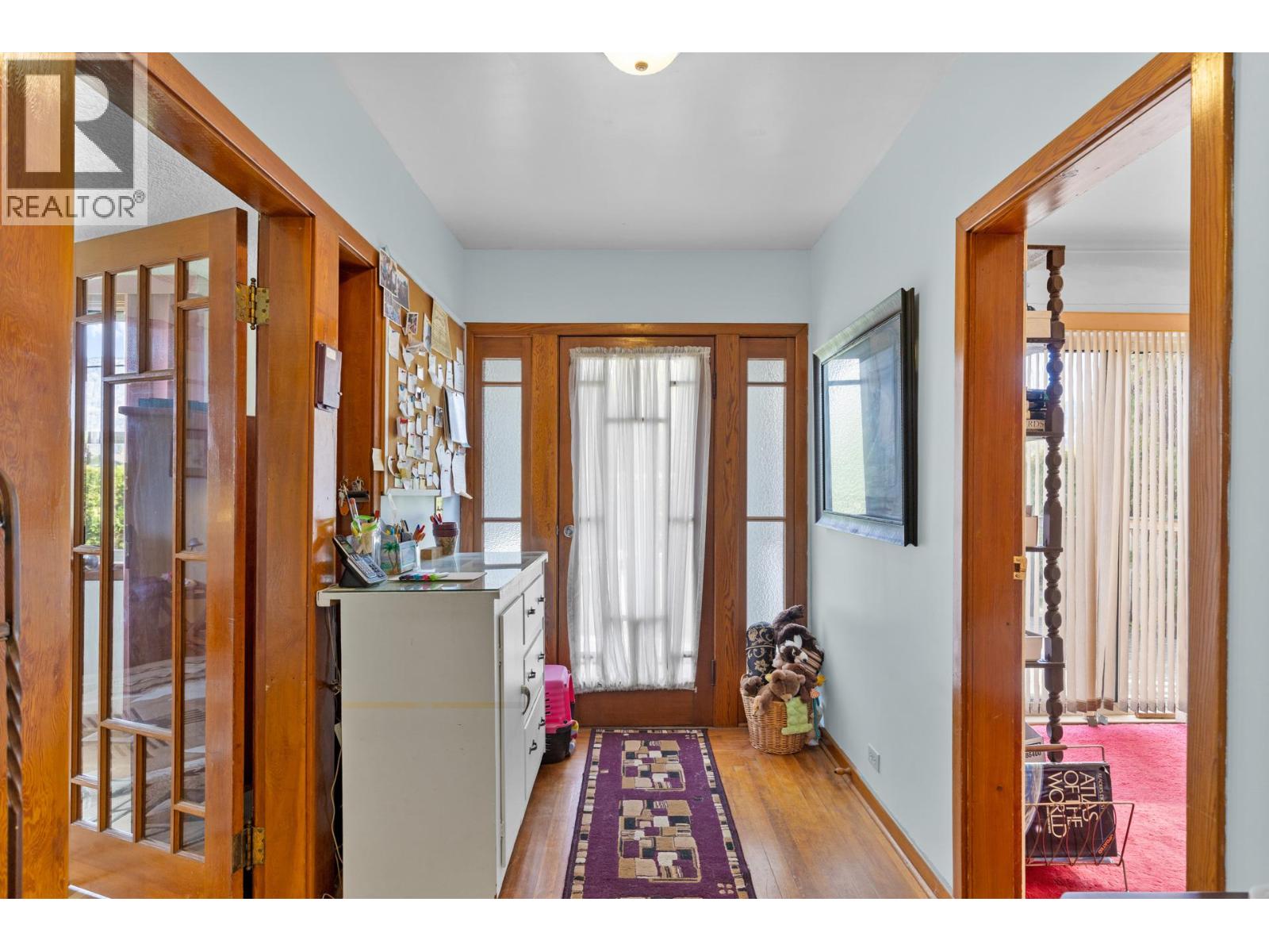 Picture for 7612 97th  Street https://www.cirrealty.ca/reb/bc/9/10365929_55.jpg