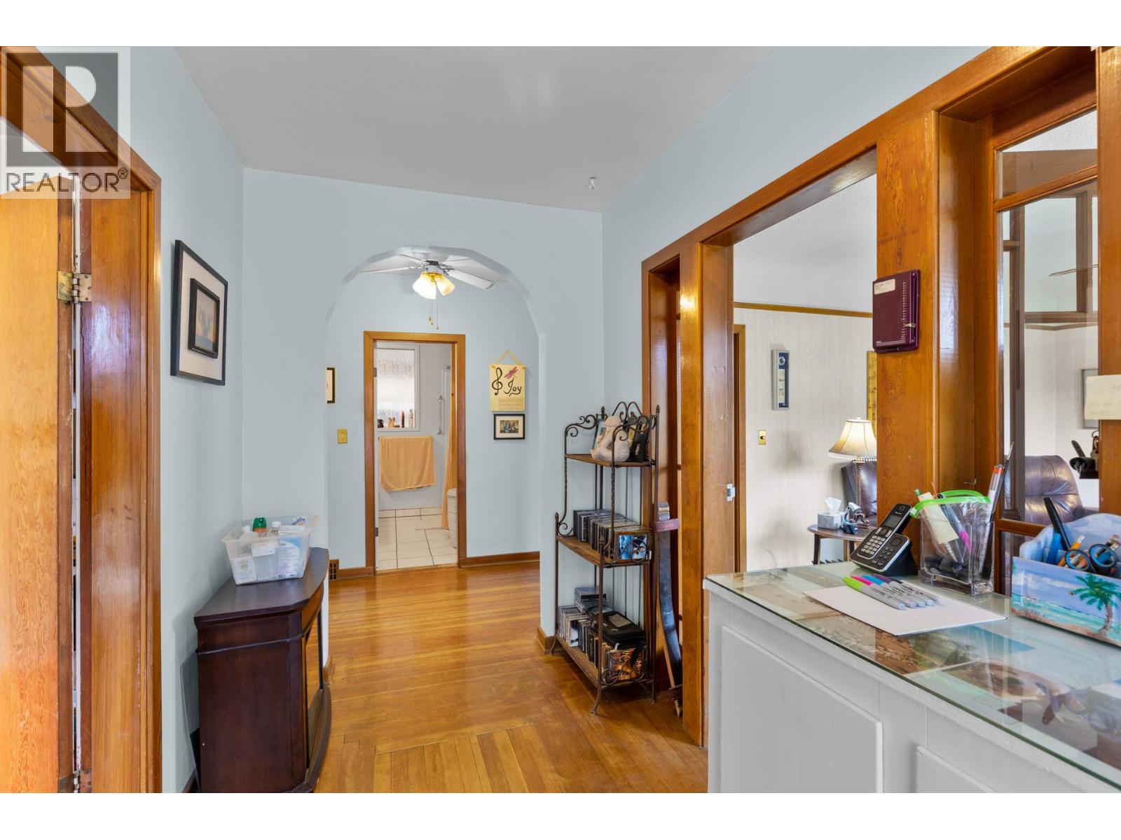 Picture for 7612 97th  Street https://www.cirrealty.ca/reb/bc/9/10365929_56.jpg