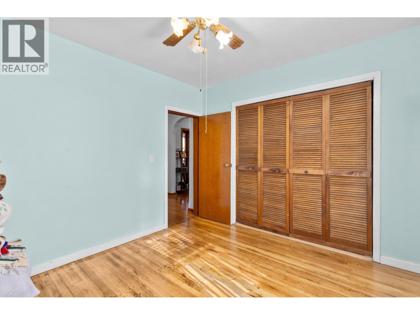 Picture for 7612 97th  Street https://www.cirrealty.ca/reb/bc/9/10365929_58.jpg