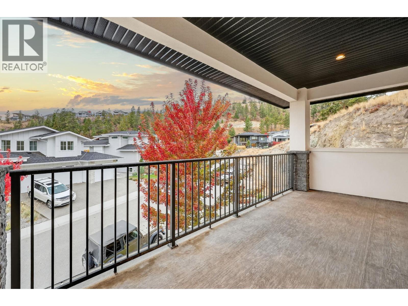 Picture for 135 Echo Ridge  Drive https://www.cirrealty.ca/reb/bc/9/10365999_27.jpg