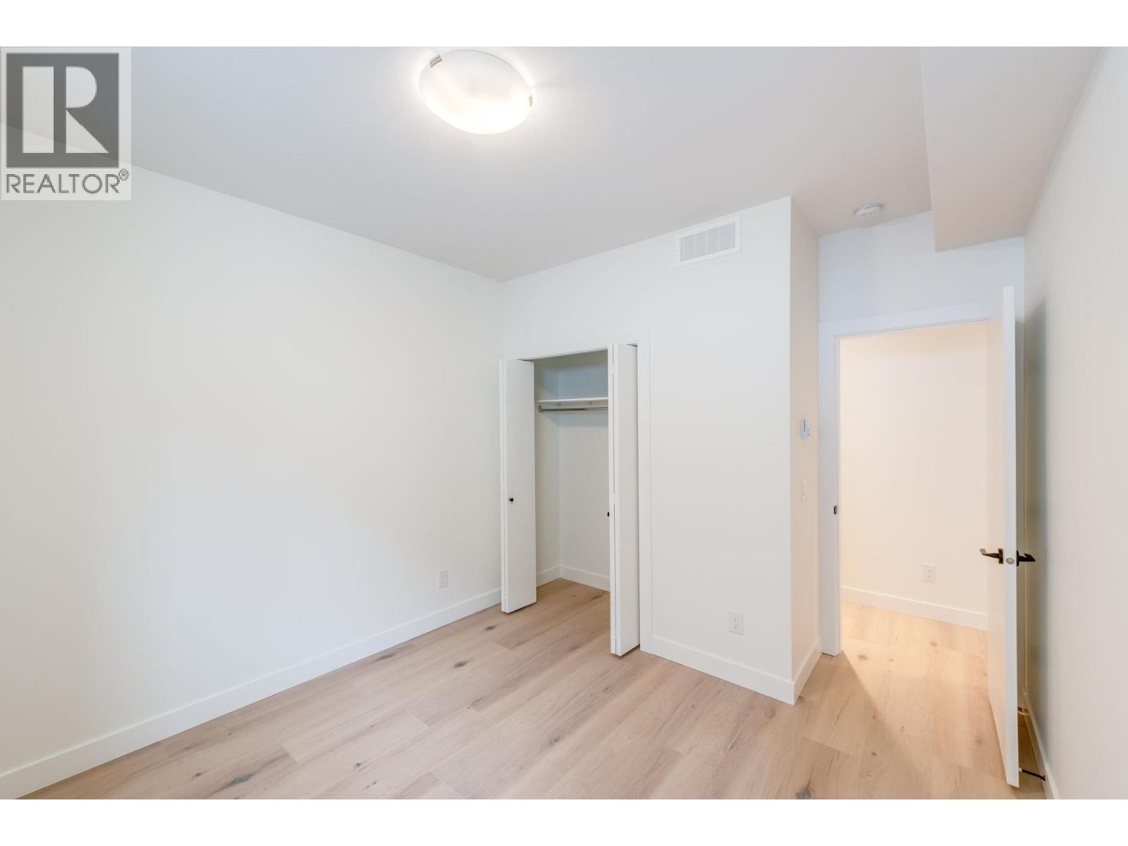 Picture for 135 Echo Ridge  Drive https://www.cirrealty.ca/reb/bc/9/10365999_51.jpg