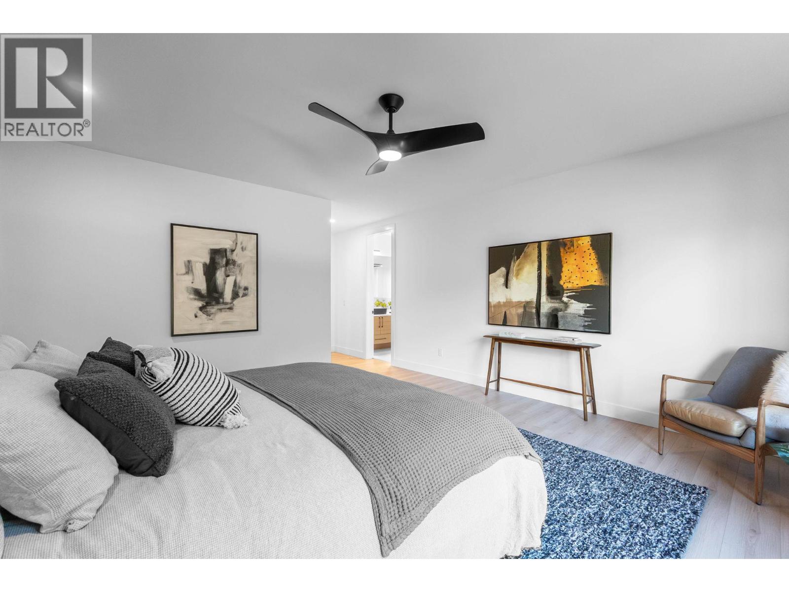 Picture for 4630 McClure  Road https://www.cirrealty.ca/reb/bc/9/10366039_24.jpg