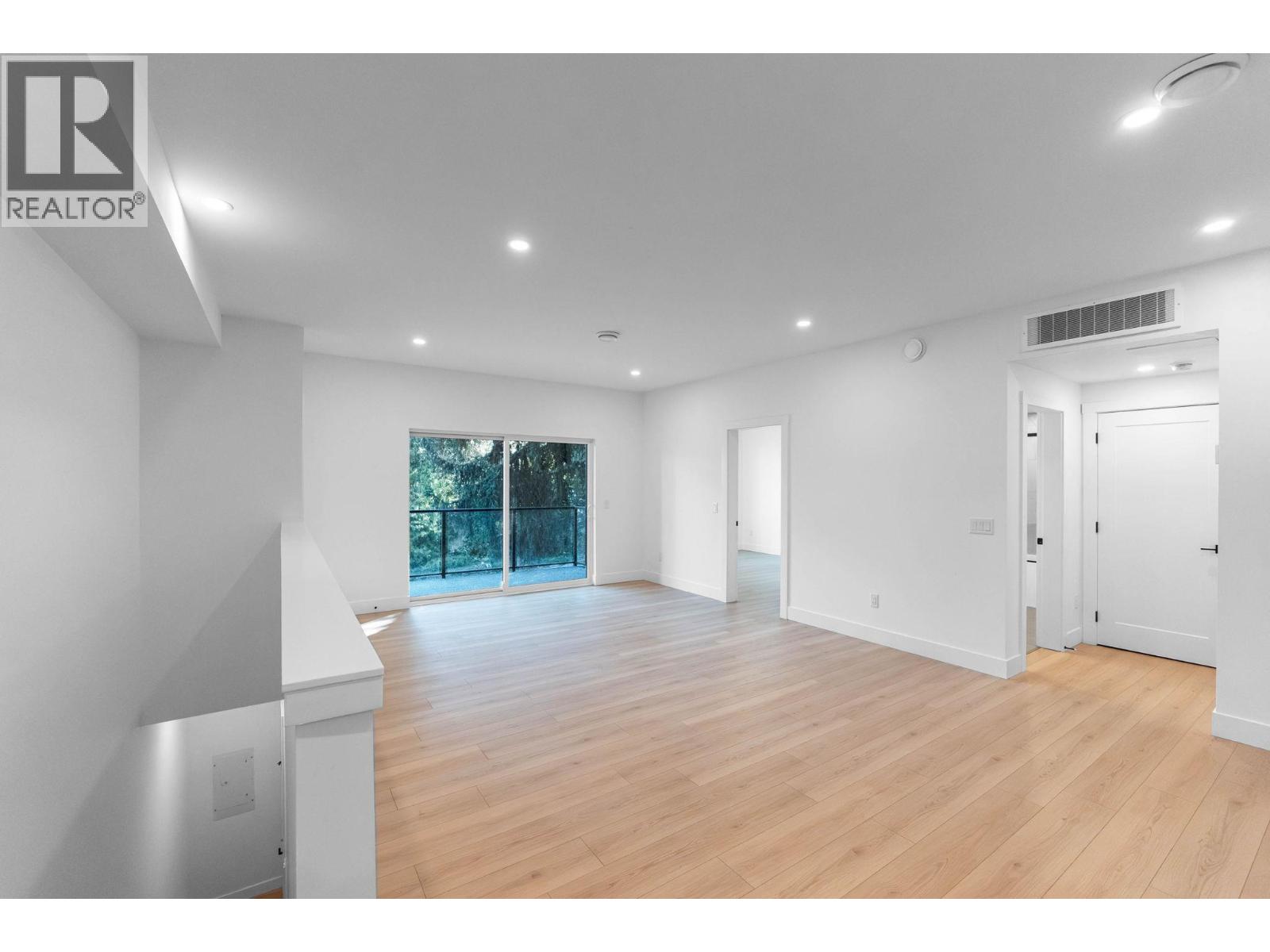 Picture for 4630 McClure  Road https://www.cirrealty.ca/reb/bc/9/10366039_31.jpg