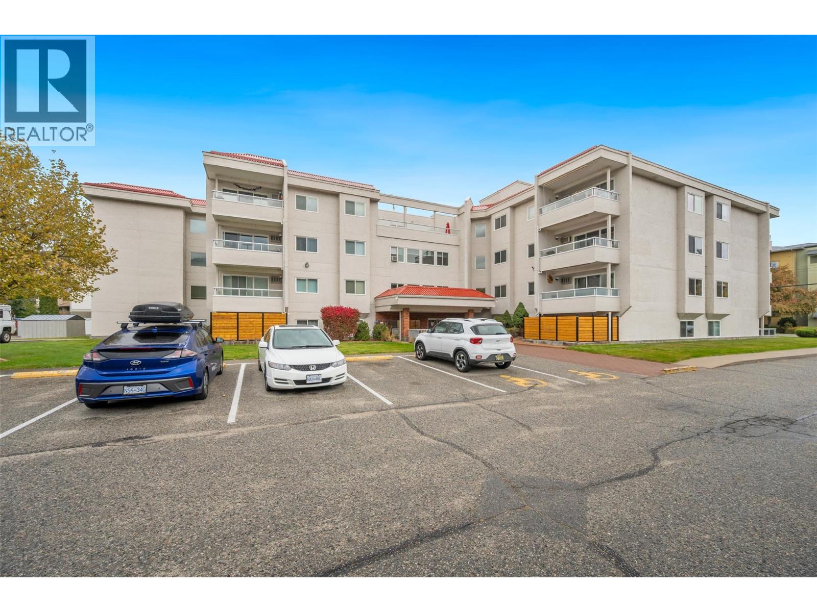 Picture for Unit #404, 284 YORKTON  Avenue