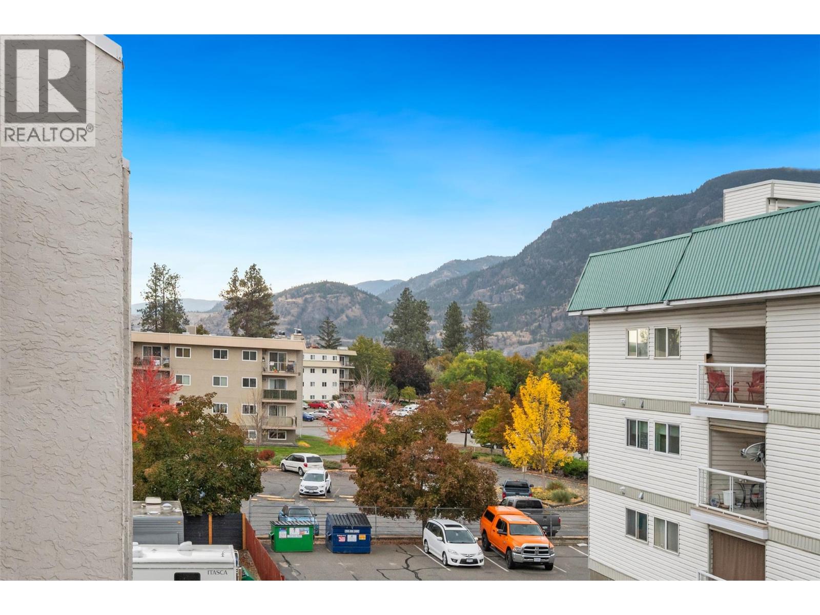 Picture for Unit #404, 284 YORKTON  Avenue https://www.cirrealty.ca/reb/bc/9/10366359_26.jpg