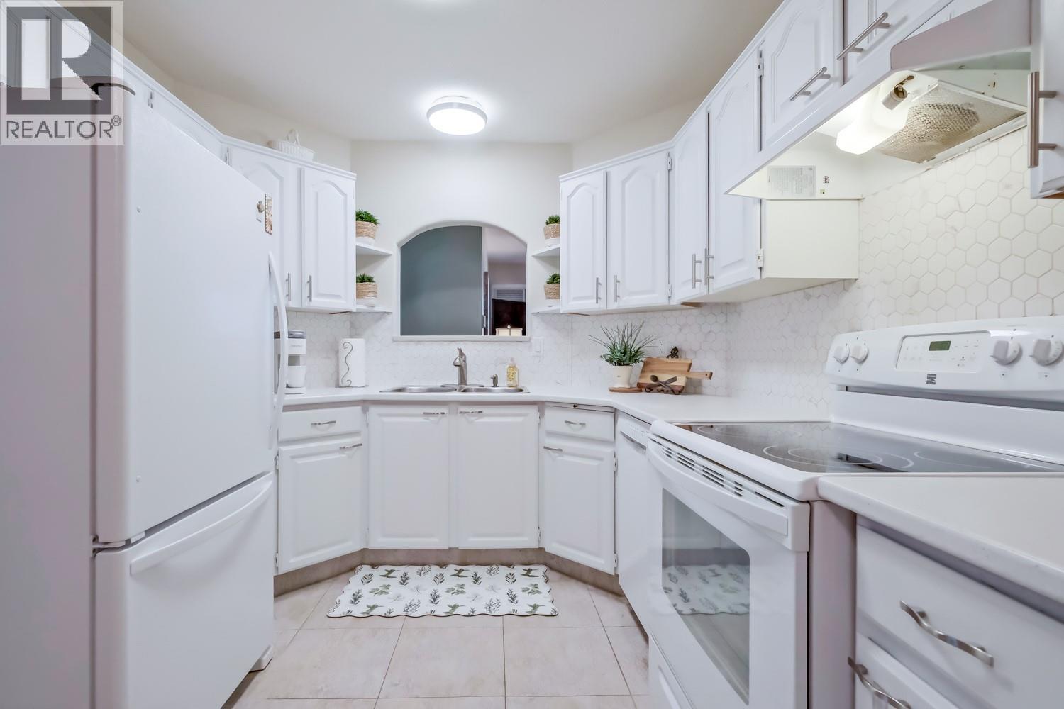 Picture for Unit #209, 1170 Brookside  Avenue https://www.cirrealty.ca/reb/bc/9/10366489_13.jpg