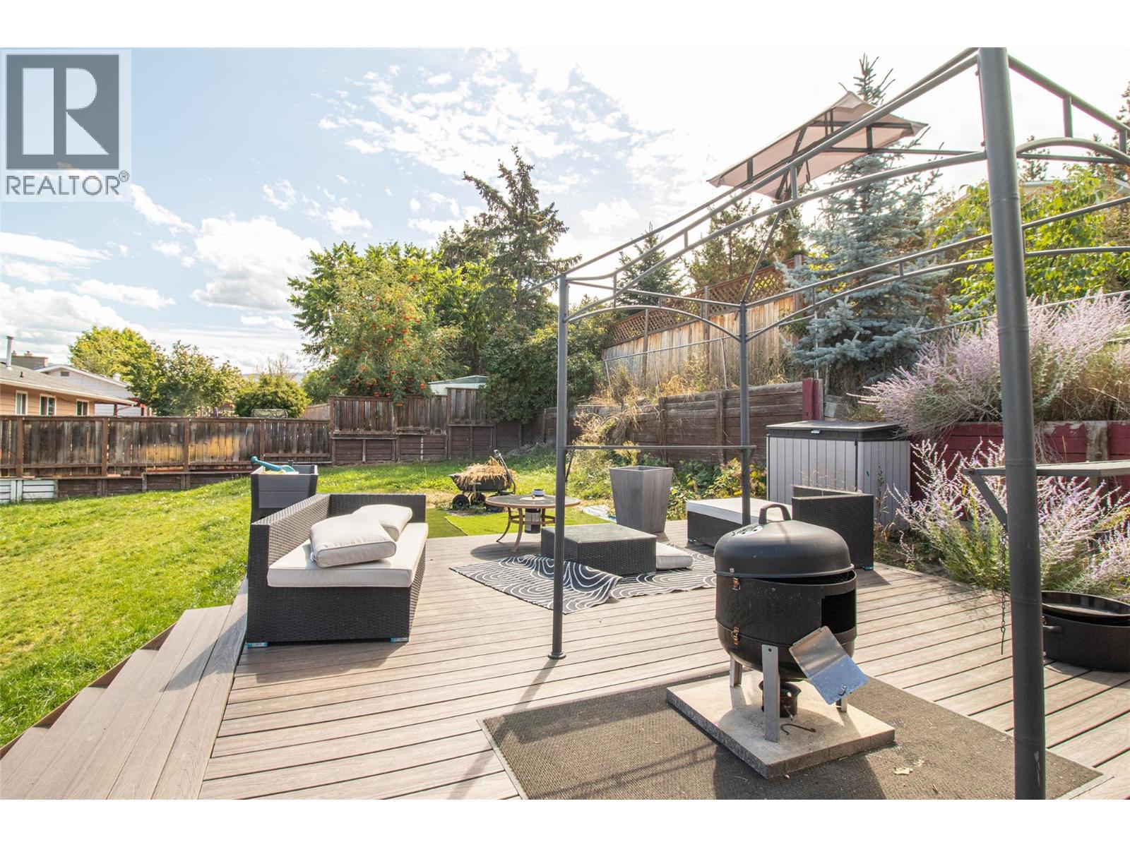 Picture for 2160 Lynrick  Road https://www.cirrealty.ca/reb/bc/9/10366549_19.jpg