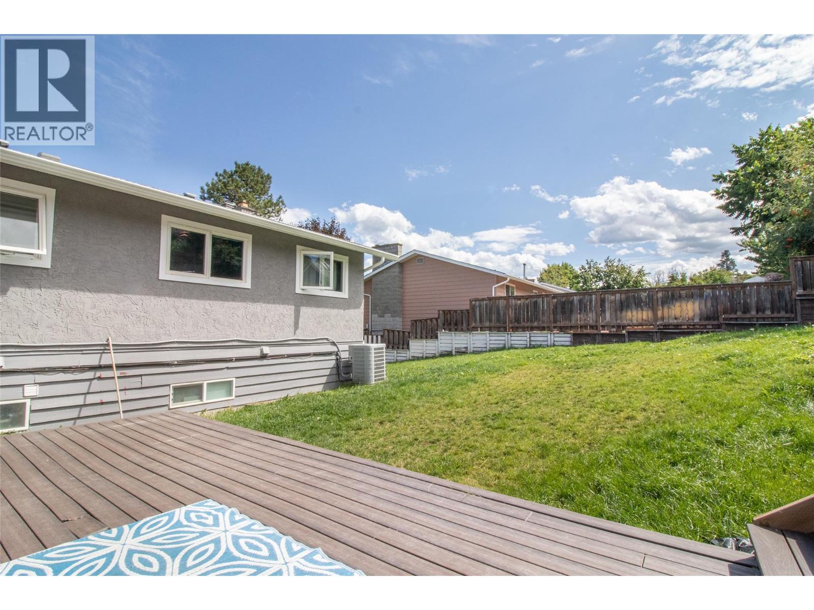 Picture for 2160 Lynrick  Road https://www.cirrealty.ca/reb/bc/9/10366549_22.jpg