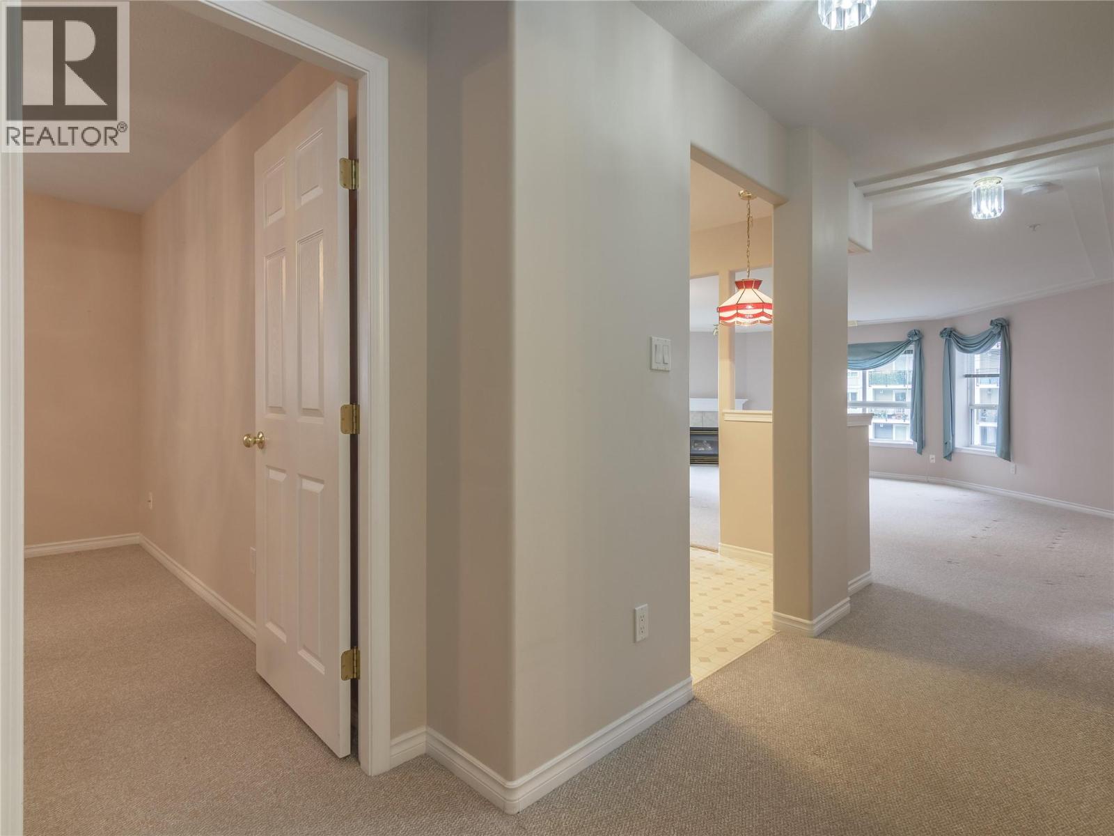 Picture for Unit #301, 2255 Atkinson  Street https://www.cirrealty.ca/reb/bc/9/10366619_14.jpg